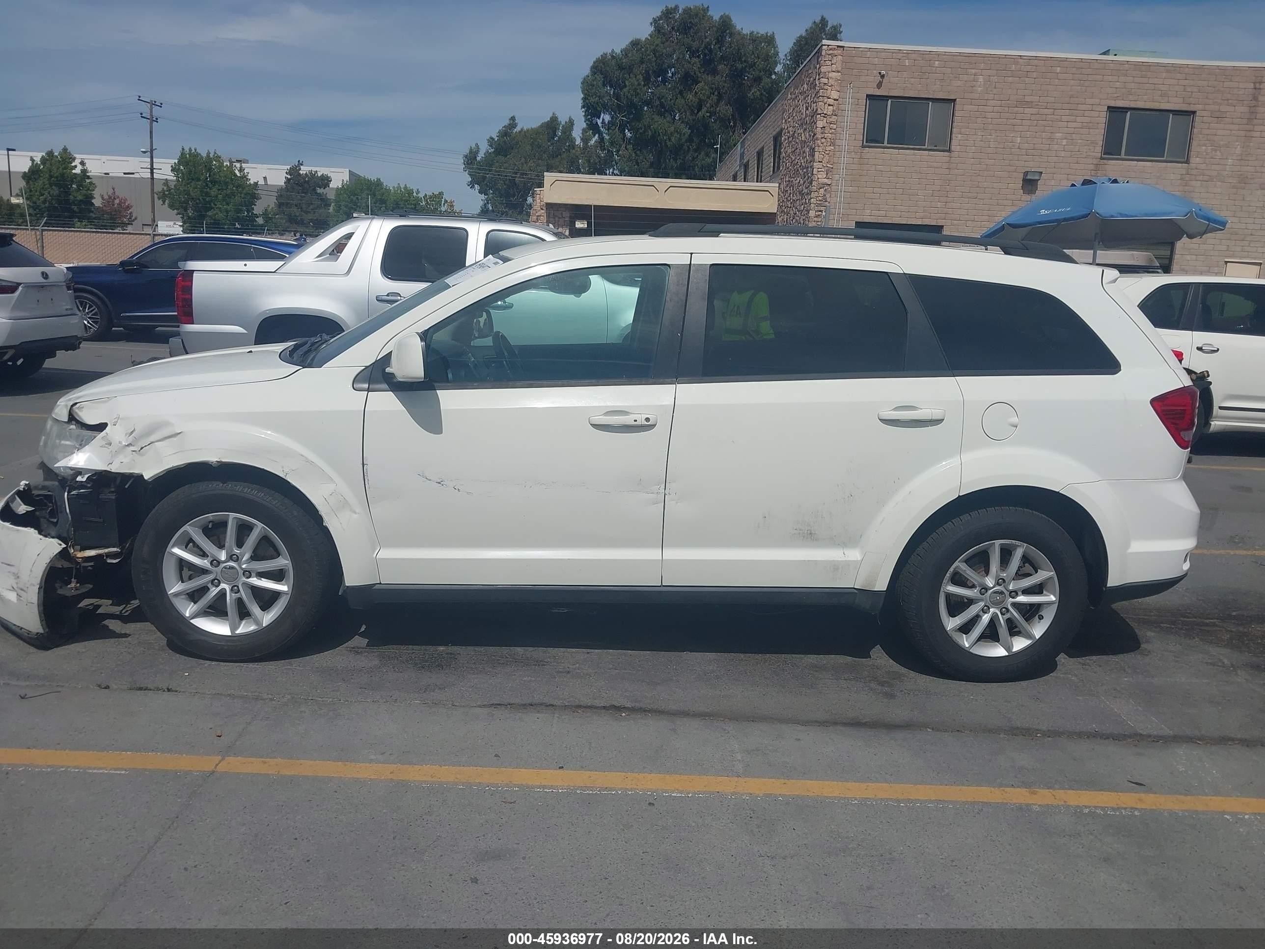 2013 Dodge Journey Sxt White vin: 3C4PDDBG4DT685388