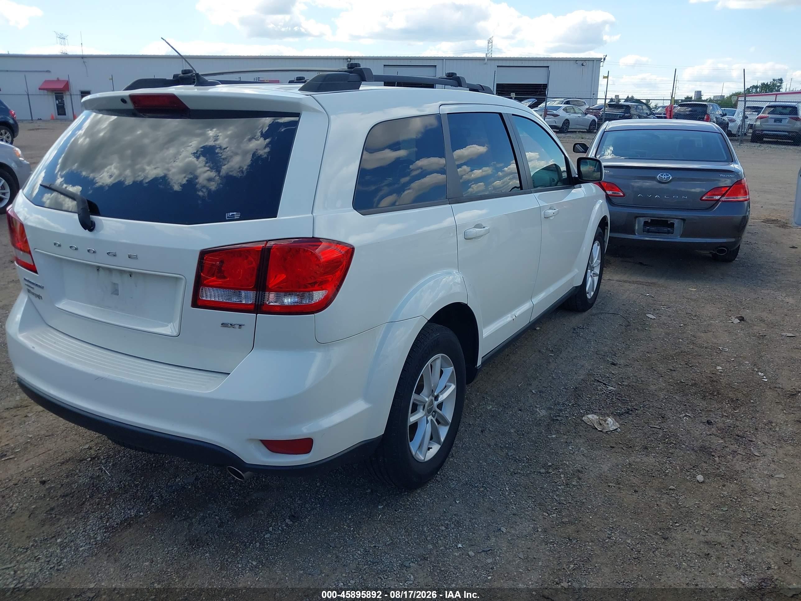 2014 Dodge Journey Sxt White vin: 3C4PDDBG4ET271030