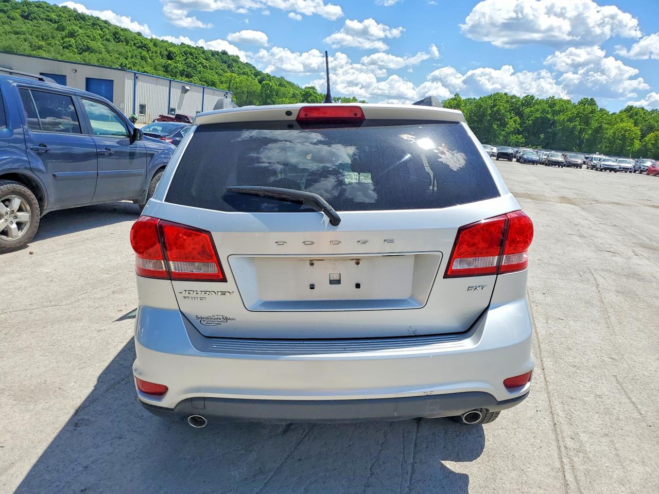 2014 Dodge Journey Sxt Silver vin: 3C4PDDBG4ET302289