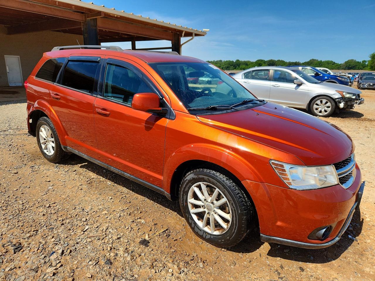 2013 Dodge Journey Sxt Orange vin: 3C4PDDBG5DT548122