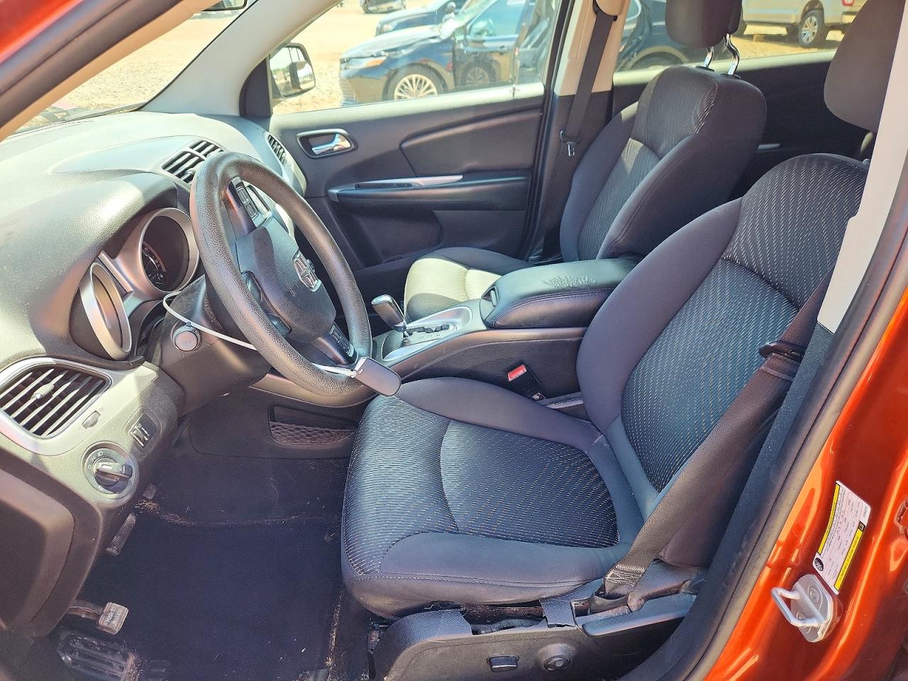 2013 Dodge Journey Sxt Orange vin: 3C4PDDBG5DT548122