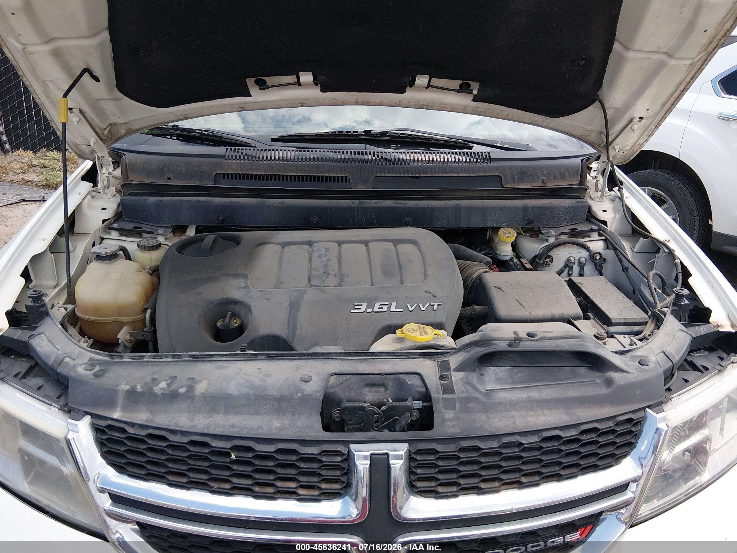2014 Dodge Journey Sxt Белый vin: 3C4PDDBG5ET178985