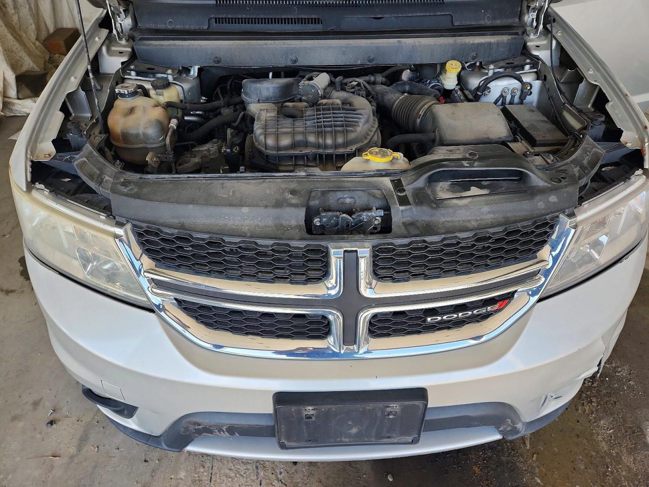 2014 Dodge Journey Sxt Silver vin: 3C4PDDBG5ET230504