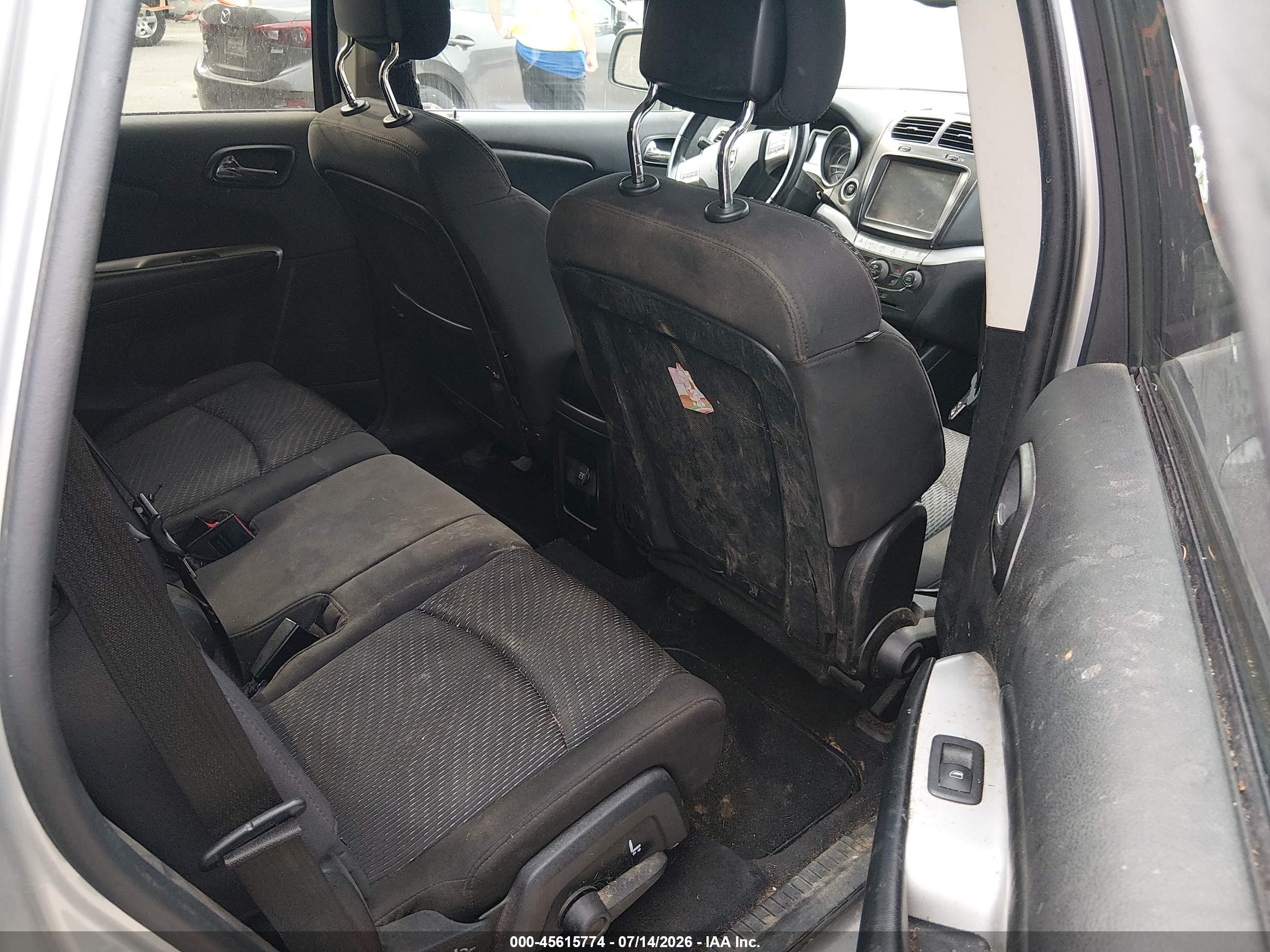 2014 Dodge Journey Sxt Silver vin: 3C4PDDBG6ET167025