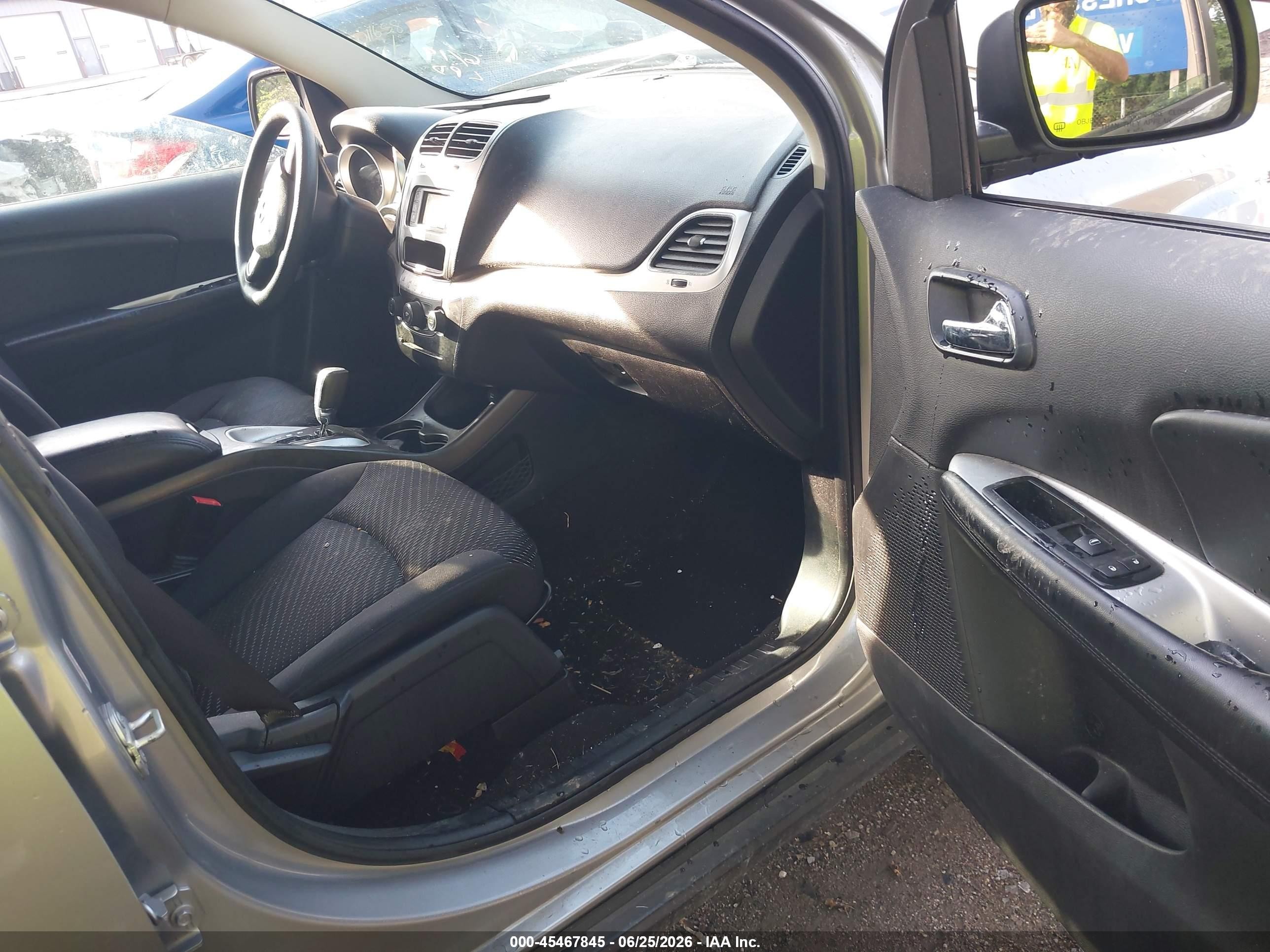 2015 Dodge Journey Sxt Серебряный vin: 3C4PDDBG6FT554711