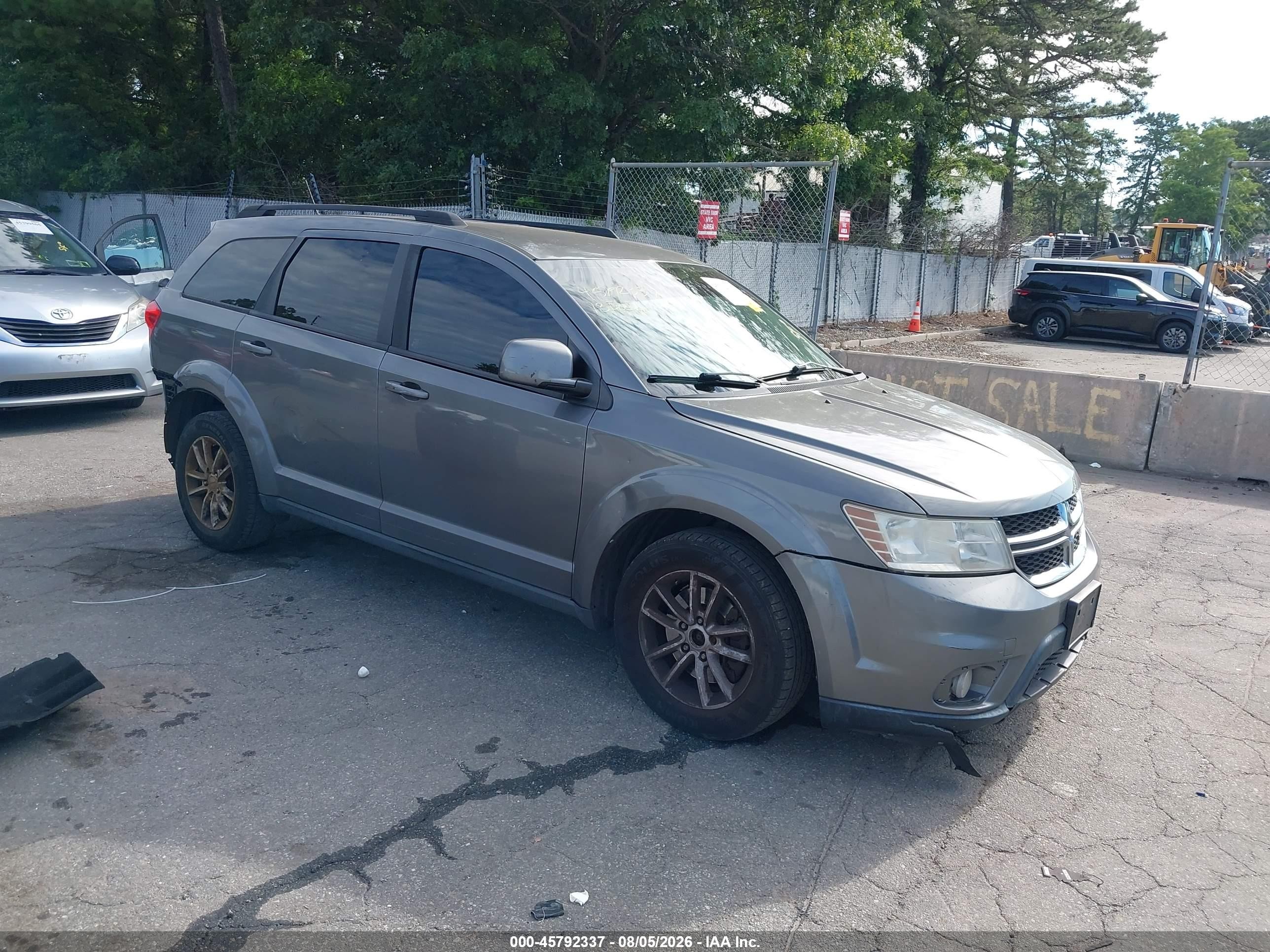 2013 Dodge Journey Sxt Gray vin: 3C4PDDBG8DT571491