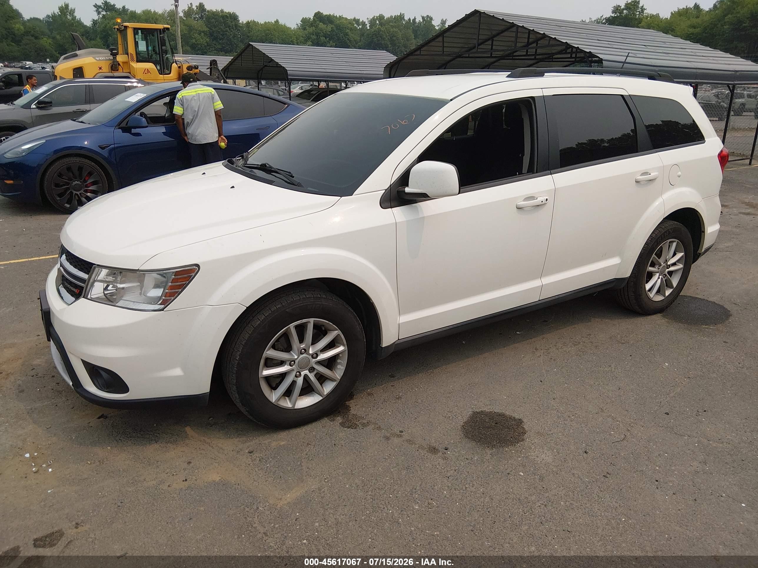 2013 Dodge Journey Sxt White vin: 3C4PDDBG8DT579347