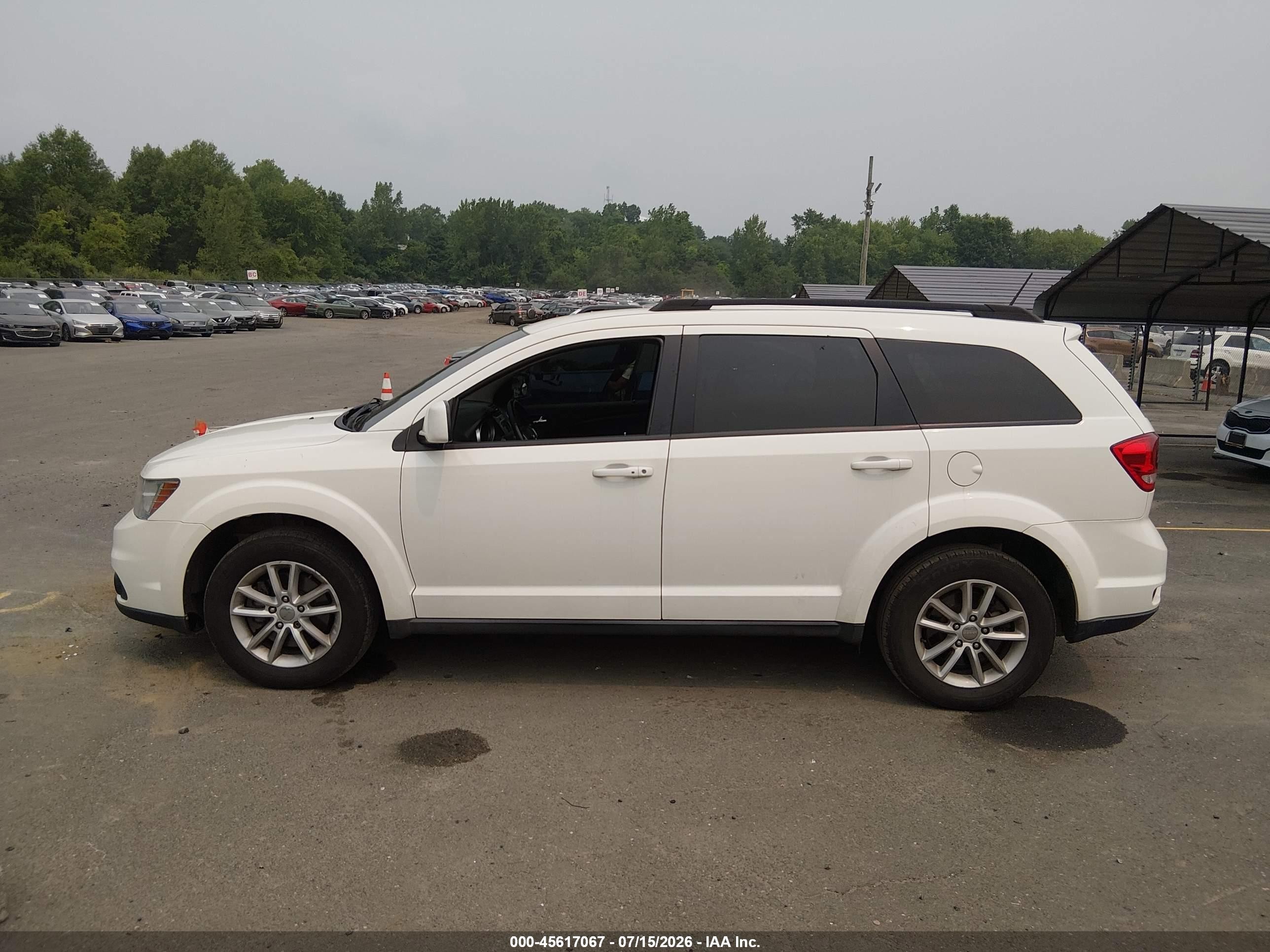 2013 Dodge Journey Sxt White vin: 3C4PDDBG8DT579347