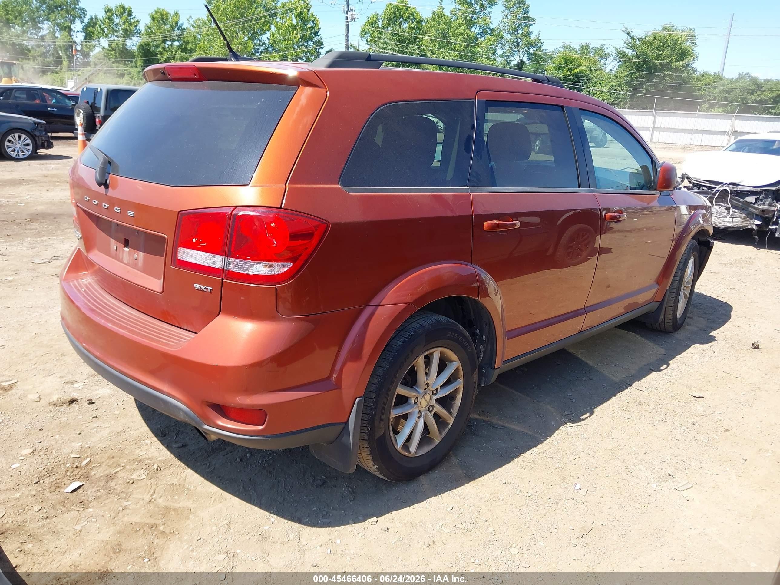 2013 Dodge Journey Sxt Orange vin: 3C4PDDBG8DT588291
