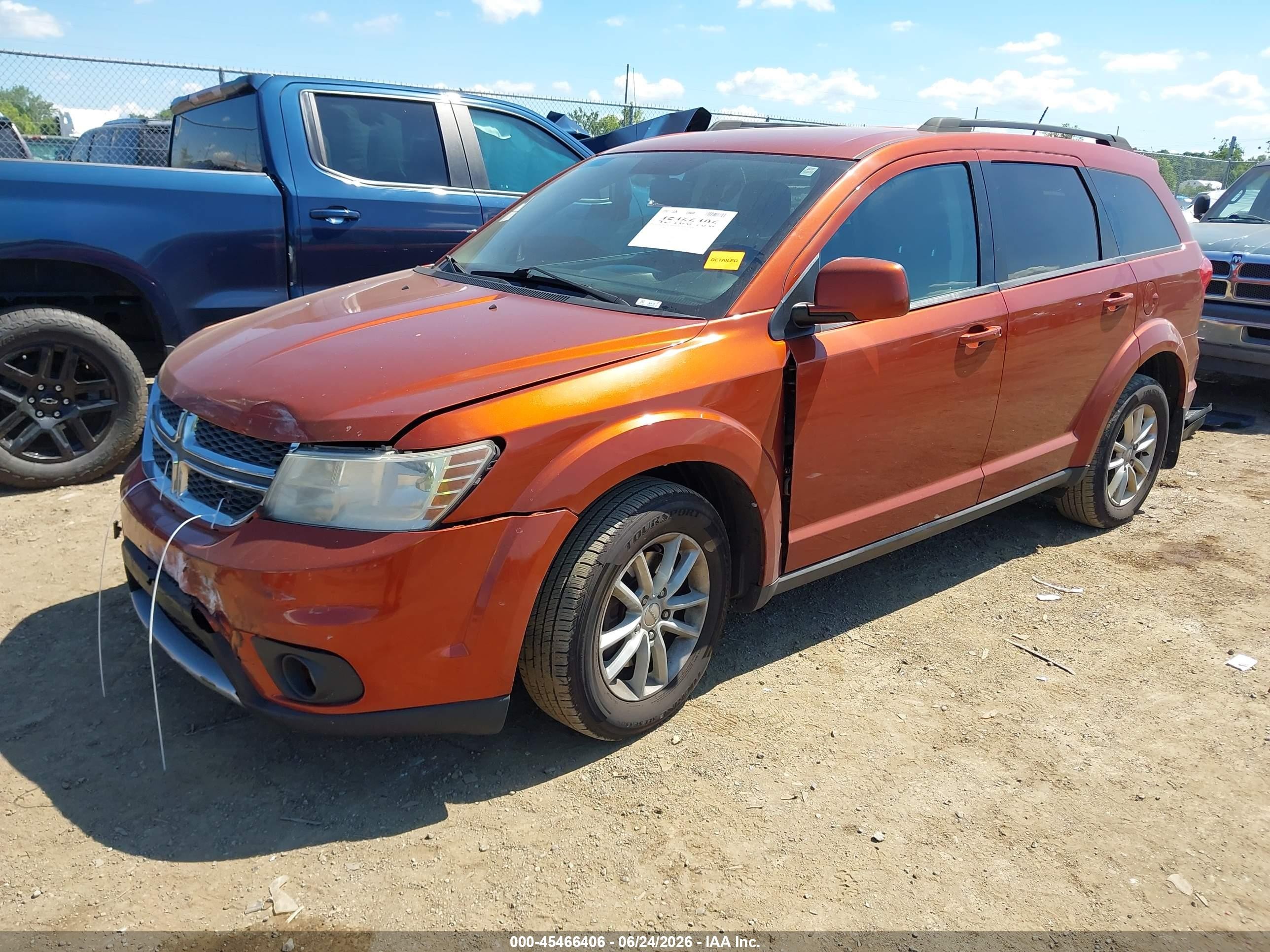 2013 Dodge Journey Sxt Orange vin: 3C4PDDBG8DT588291
