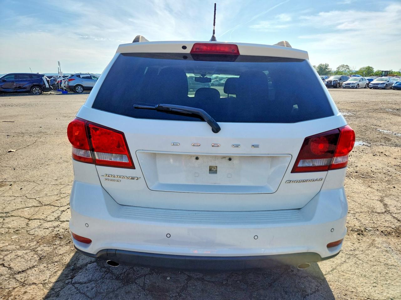 2015 Dodge Journey Sxt White vin: 3C4PDDBG8FT606615