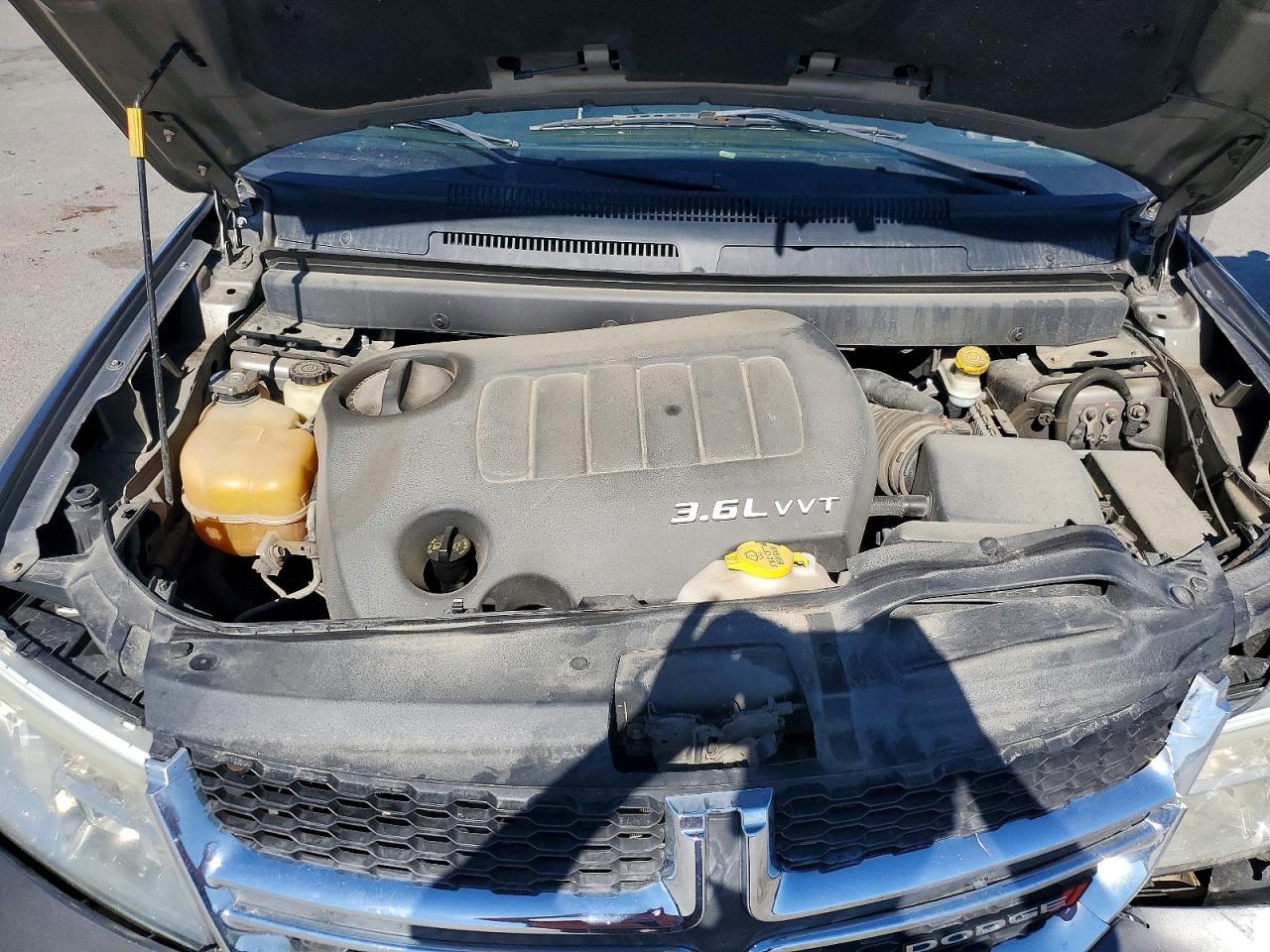 2012 Dodge Journey Sxt Silver vin: 3C4PDDBG9CT360556