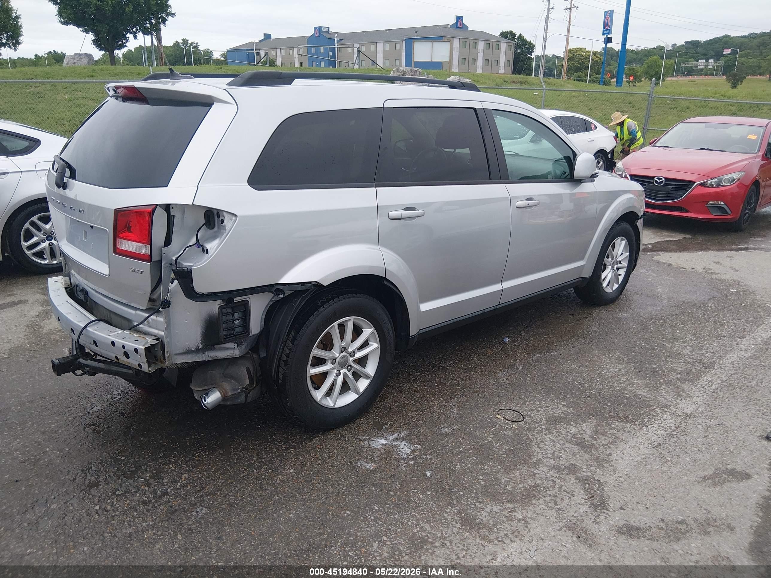 2014 Dodge Journey Sxt Silver vin: 3C4PDDBG9ET302014