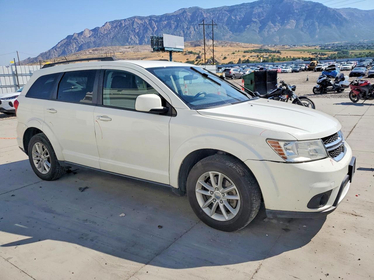 2015 Dodge Journey Sxt Белый vin: 3C4PDDBG9FT578792
