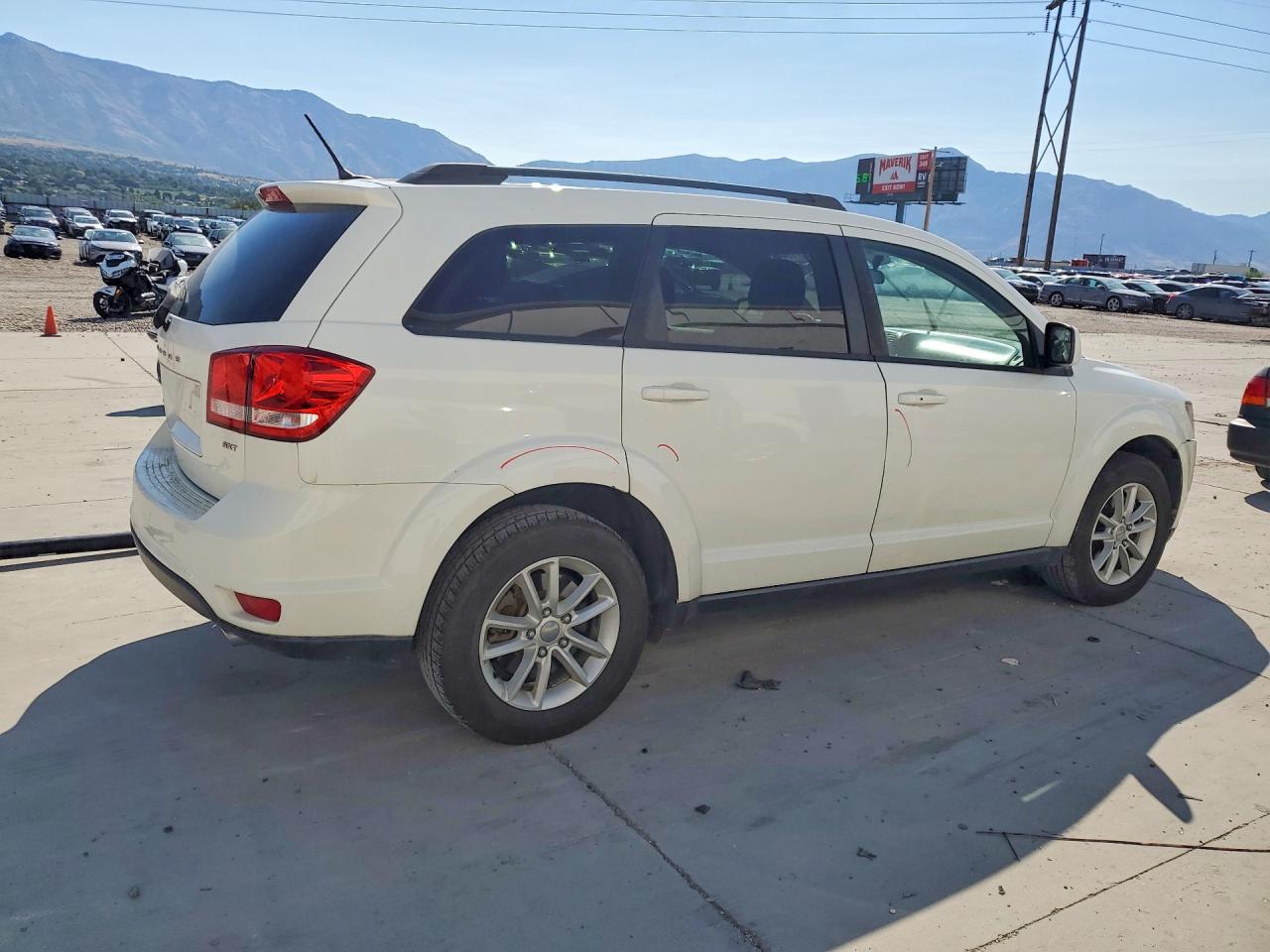 2015 Dodge Journey Sxt Белый vin: 3C4PDDBG9FT578792