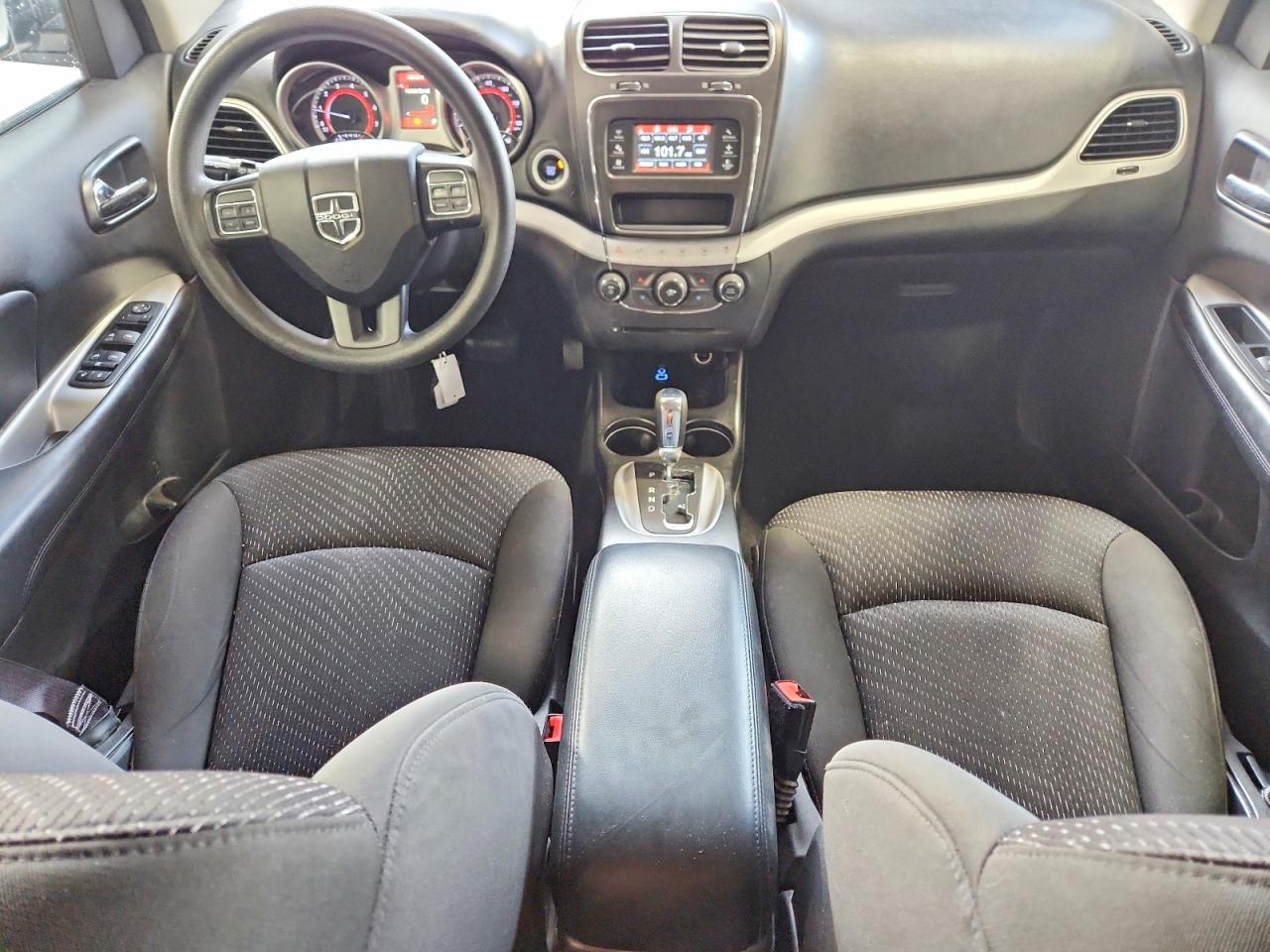 2017 Dodge Journey Sxt Серебряный vin: 3C4PDDBG9HT525089