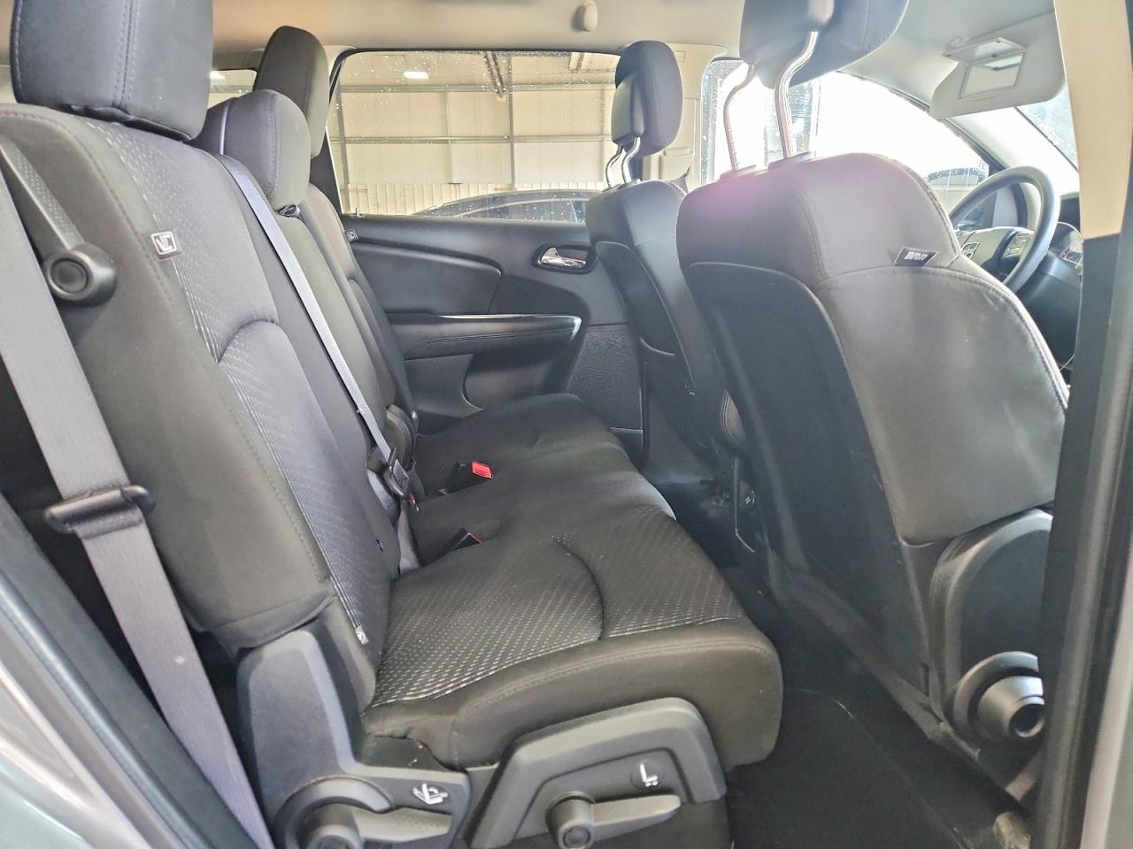 2017 Dodge Journey Sxt Серебряный vin: 3C4PDDBG9HT525089