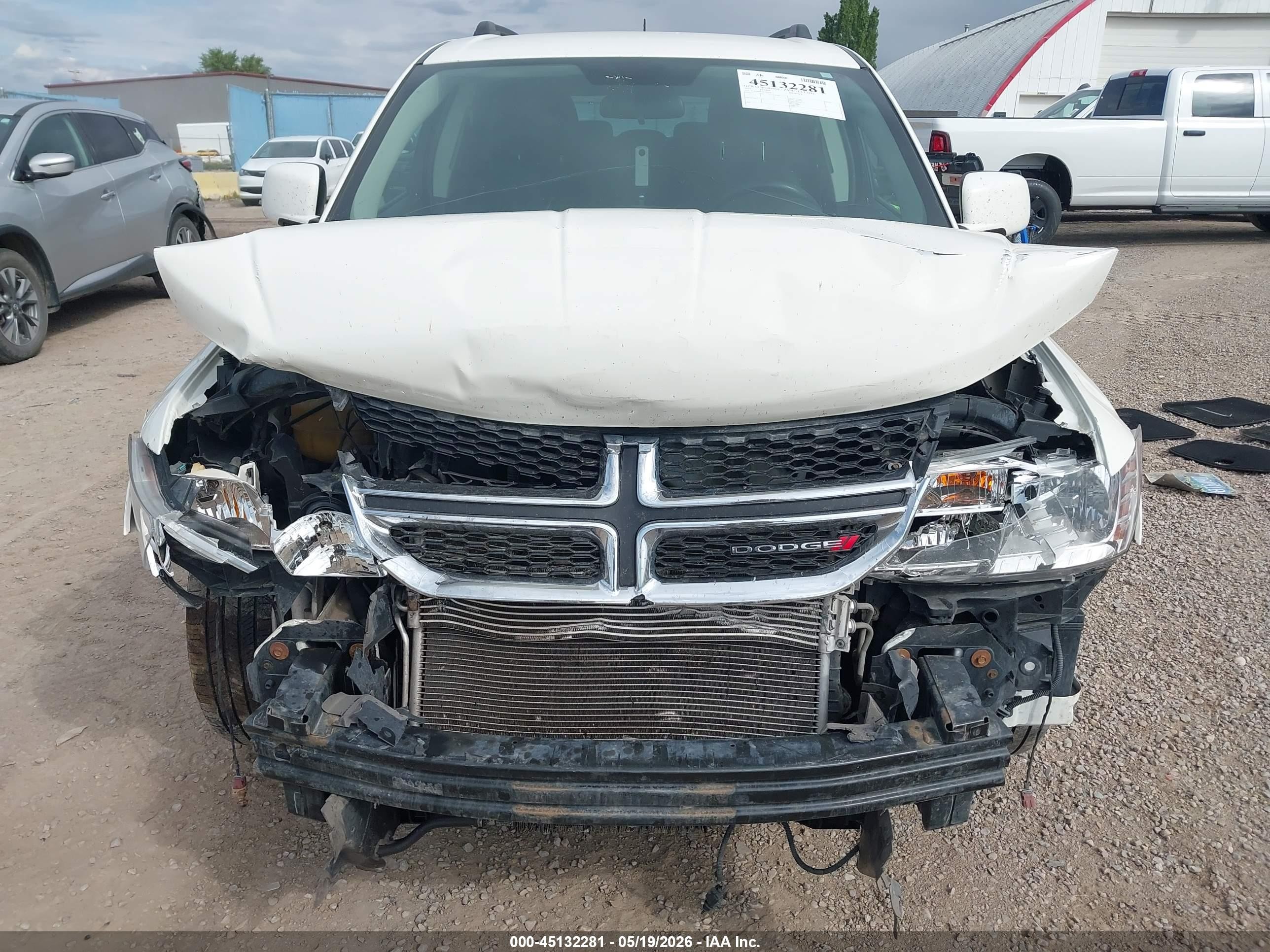 2012 Dodge Journey Sxt White vin: 3C4PDDBGXCT397812