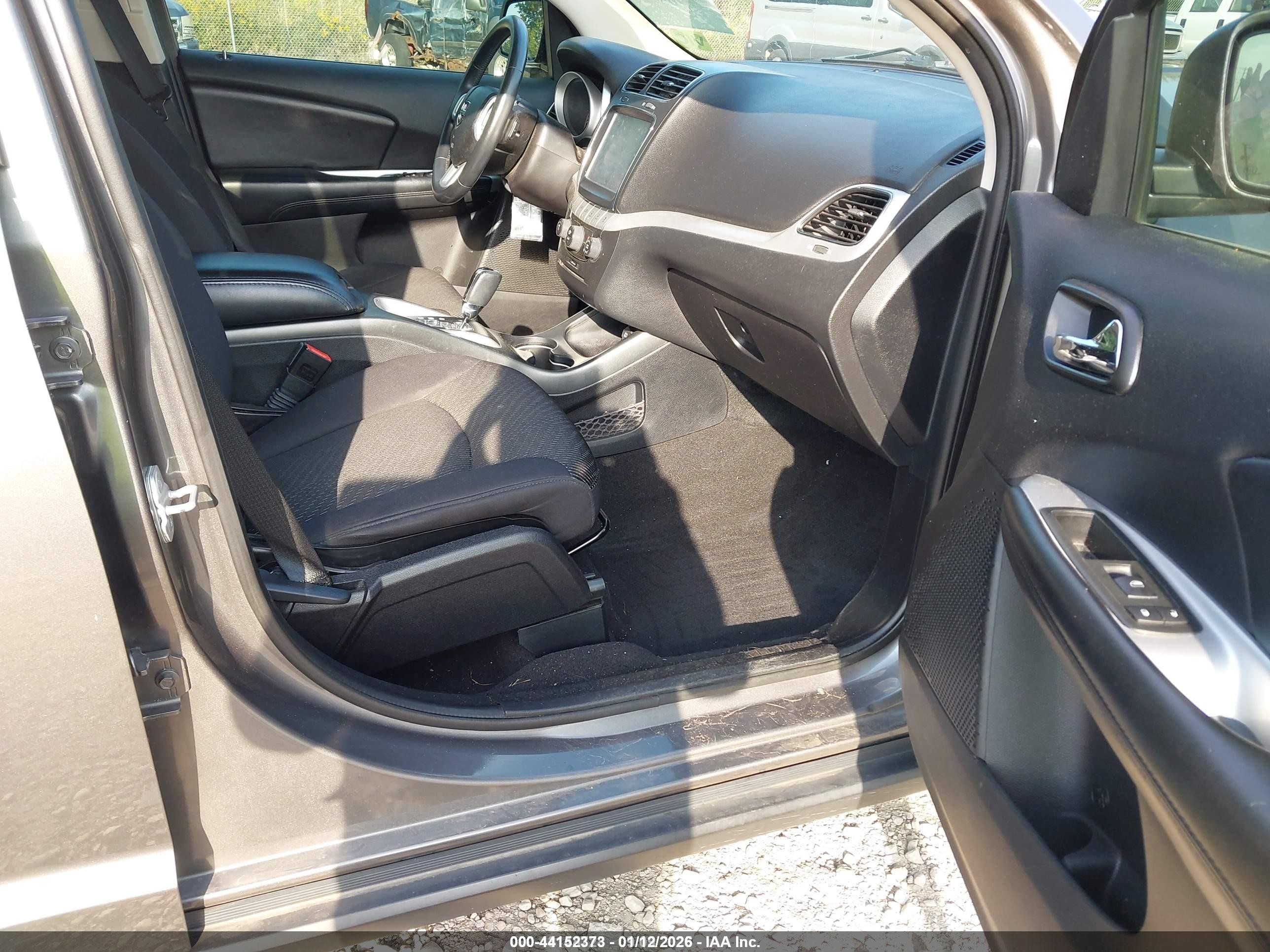 2013 Dodge Journey Sxt Gray vin: 3C4PDDBGXDT589491