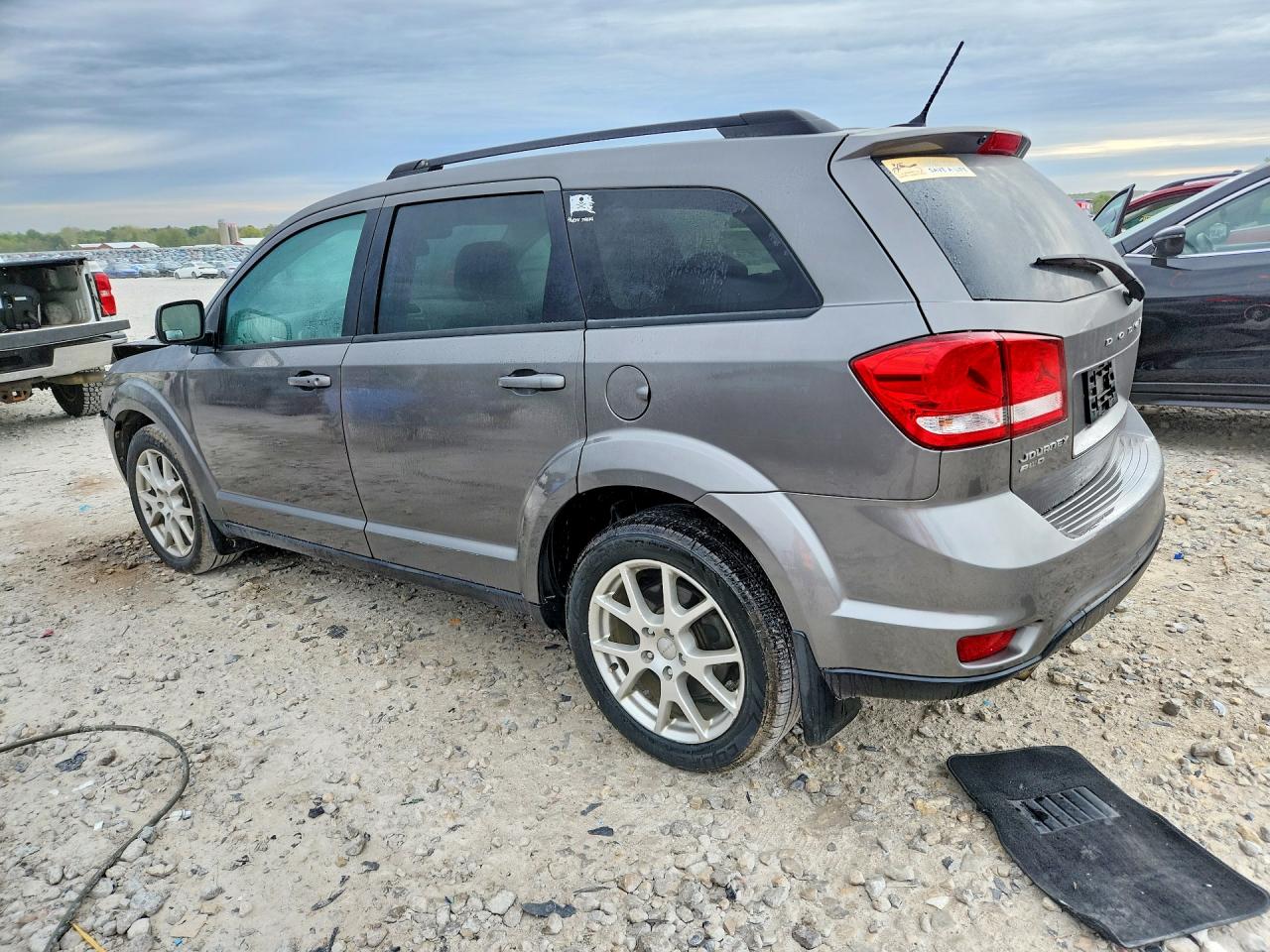 2013 Dodge Journey Sxt Gray vin: 3C4PDDBGXDT646319