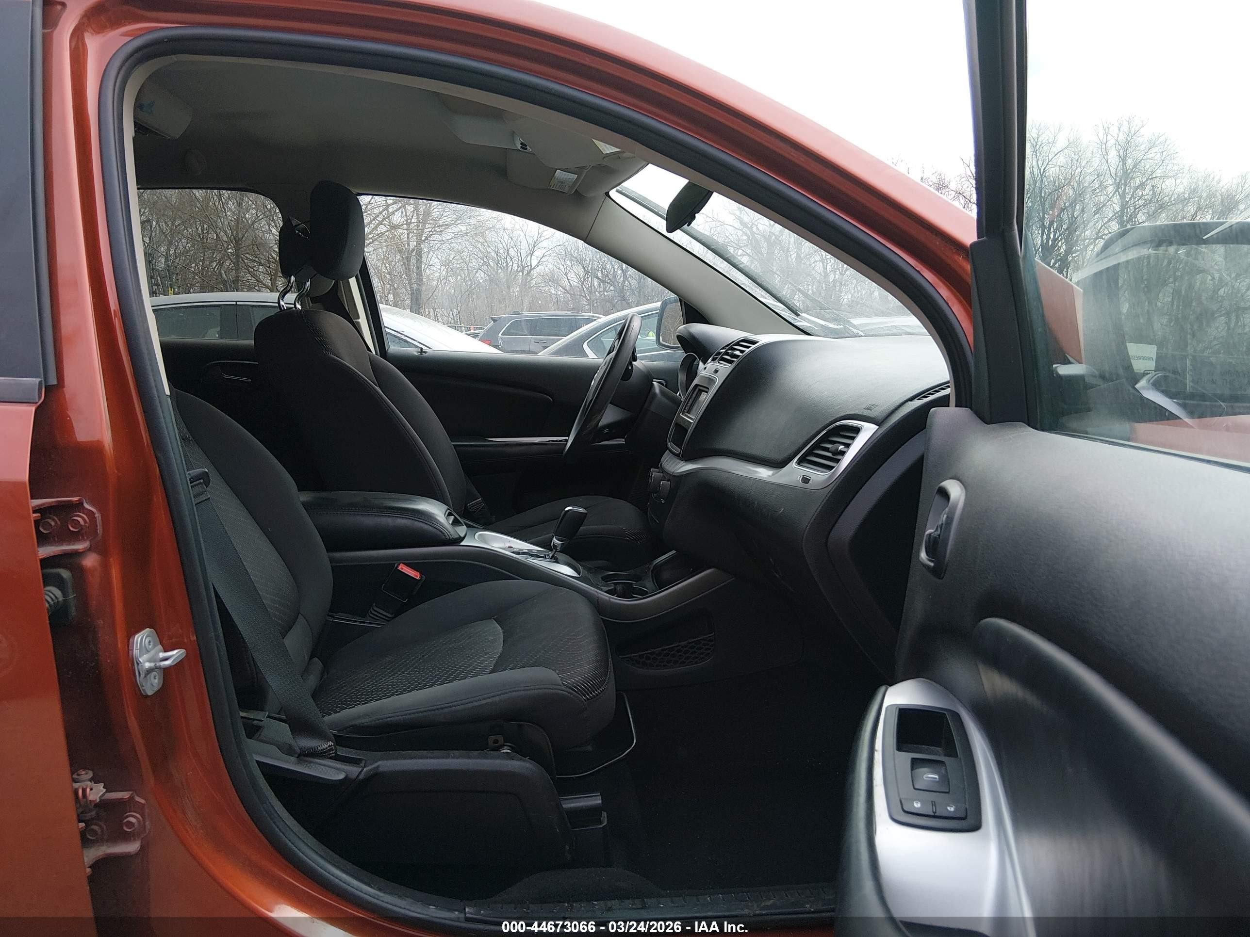 2014 Dodge Journey Sxt Orange vin: 3C4PDDBGXET143133
