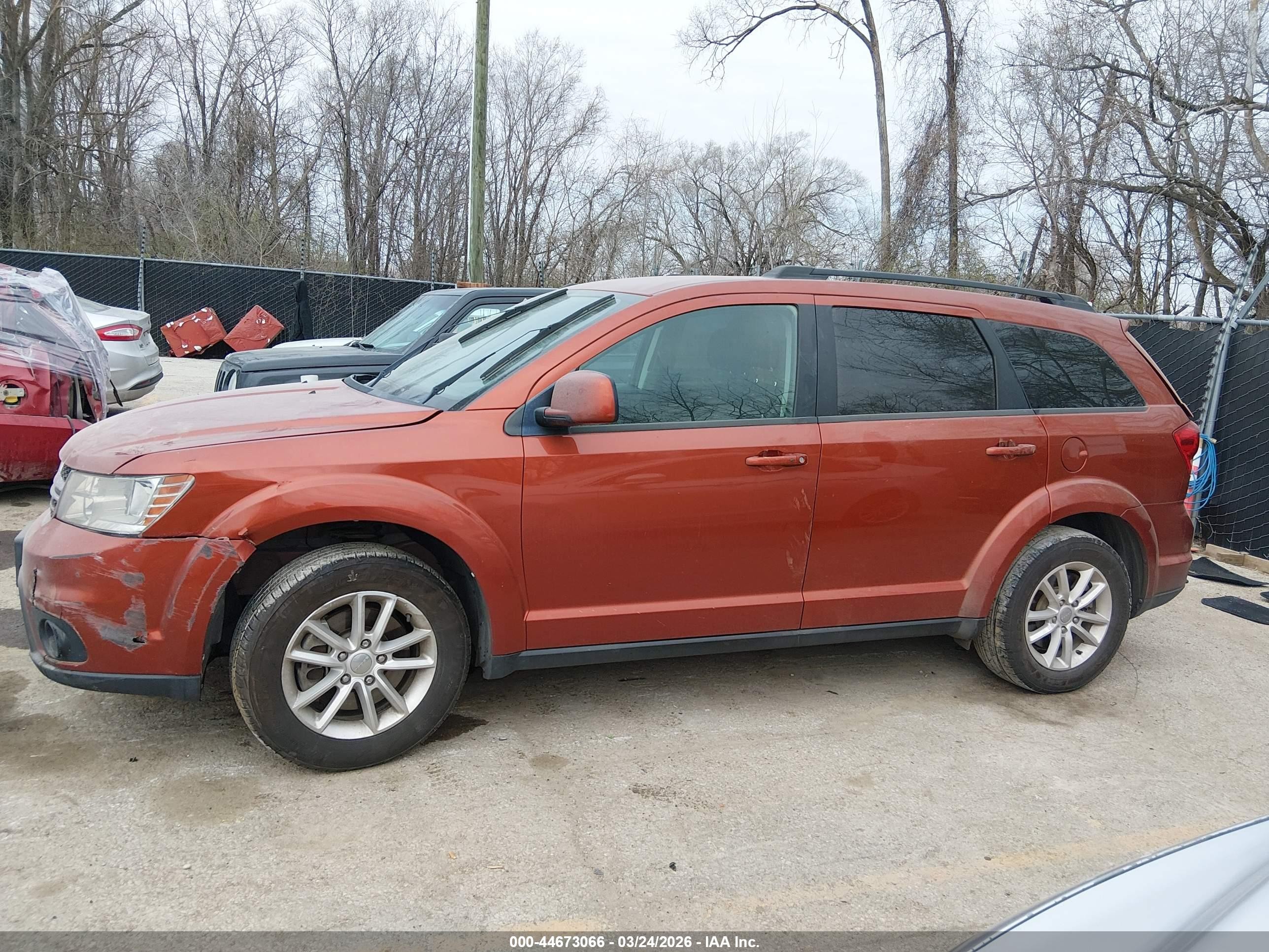 2014 Dodge Journey Sxt Orange vin: 3C4PDDBGXET143133