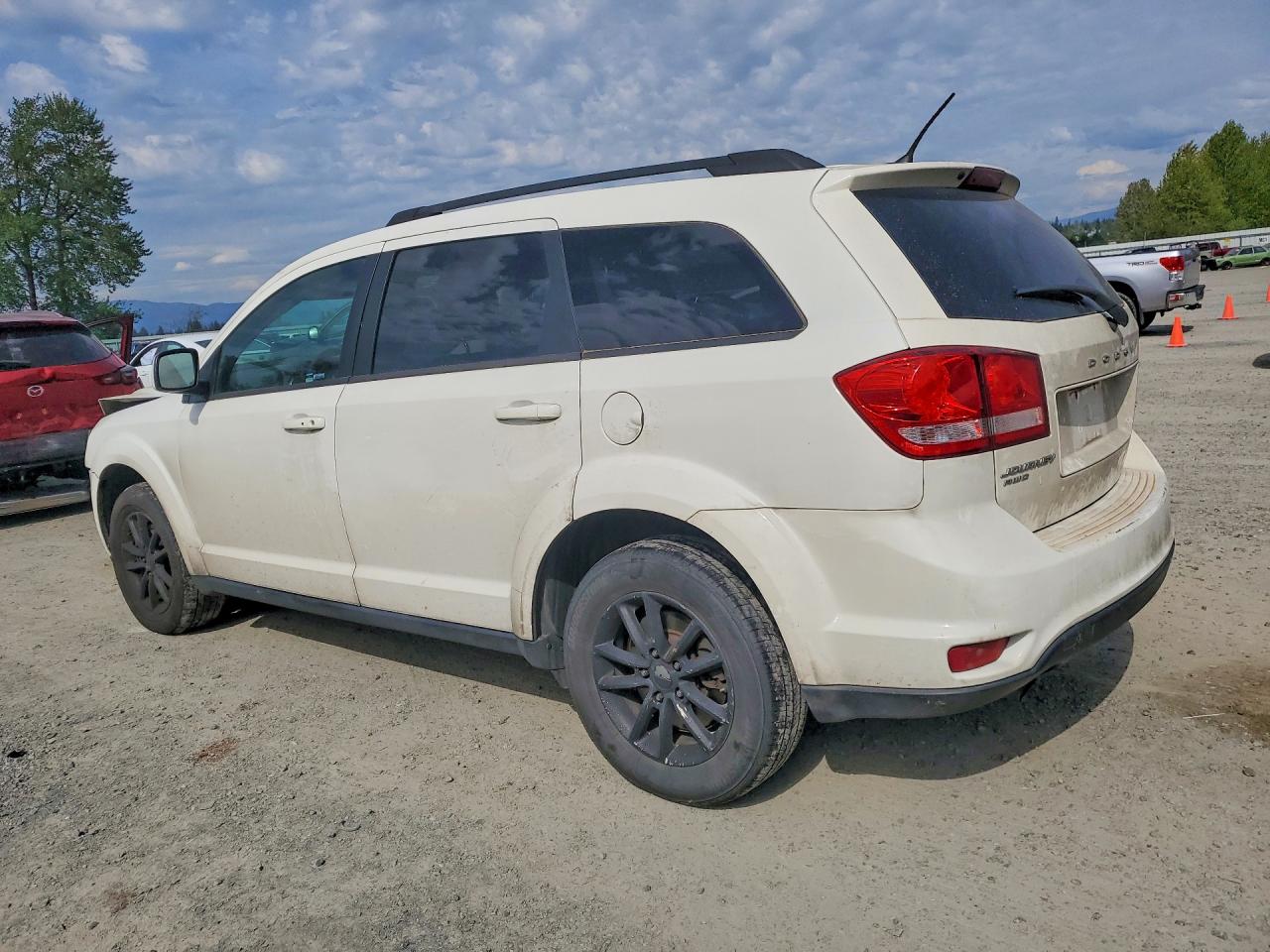 2015 Dodge Journey Sxt White vin: 3C4PDDBGXFT526202