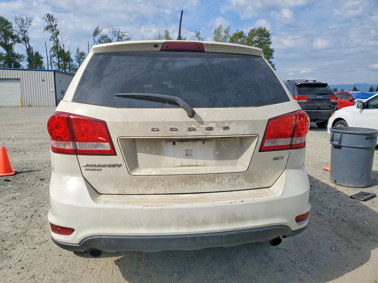 2015 Dodge Journey Sxt White vin: 3C4PDDBGXFT526202