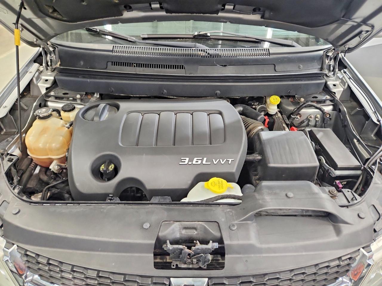 2015 Dodge Journey Sxt Silver vin: 3C4PDDBGXFT618720