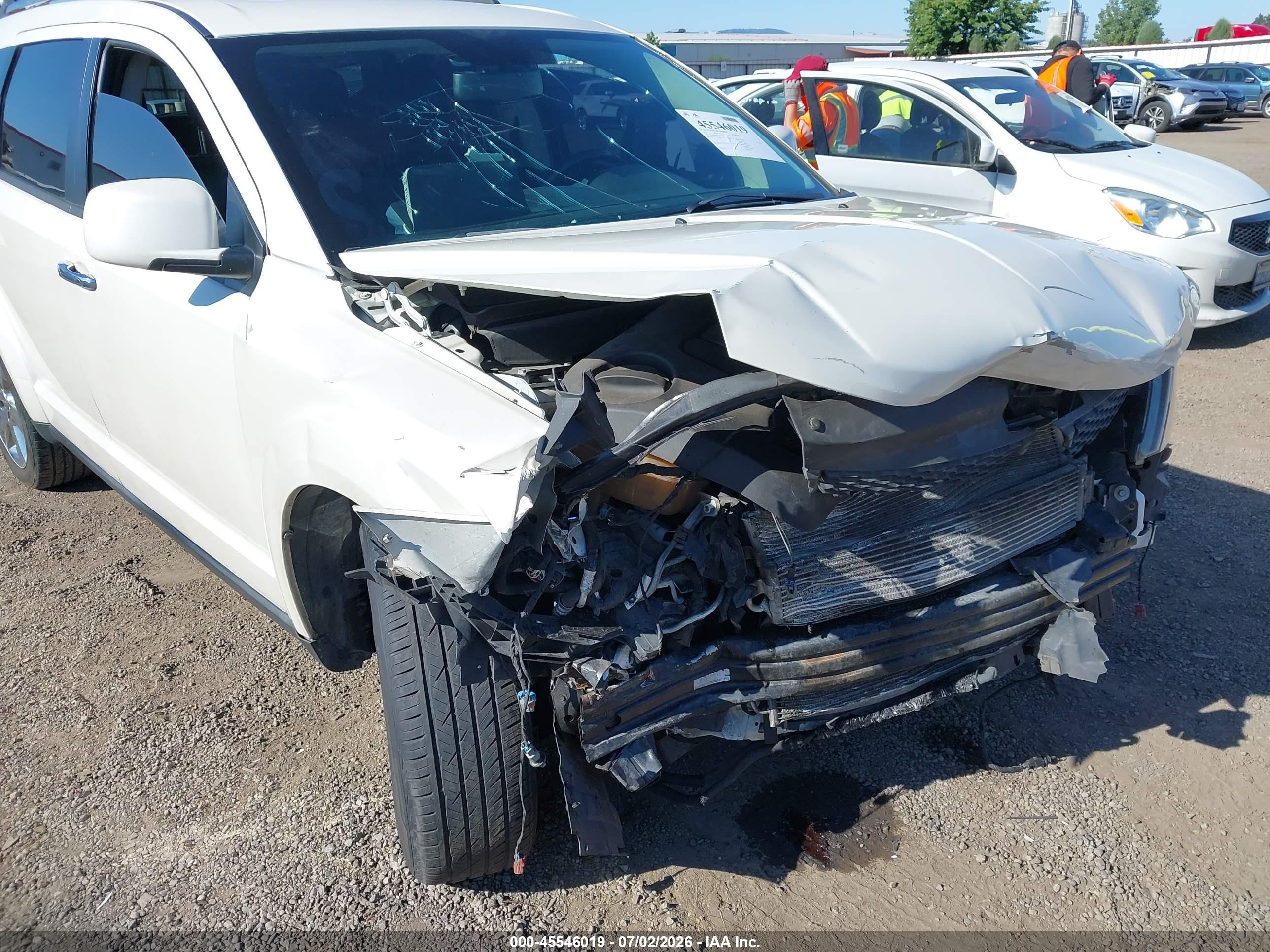 2013 Dodge Journey Crew White vin: 3C4PDDDG3DT646272