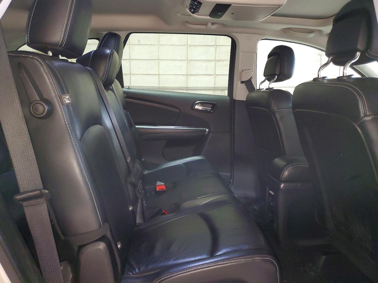 2014 Dodge Journey Limited Серебряный vin: 3C4PDDDG5ET104141