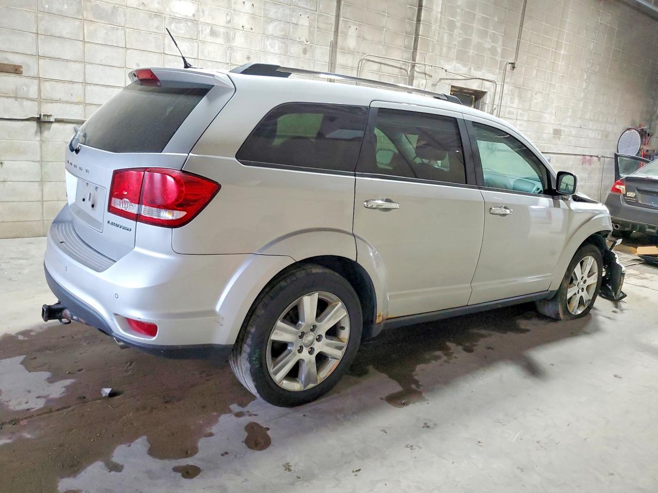 2014 Dodge Journey Limited Серебряный vin: 3C4PDDDG5ET104141