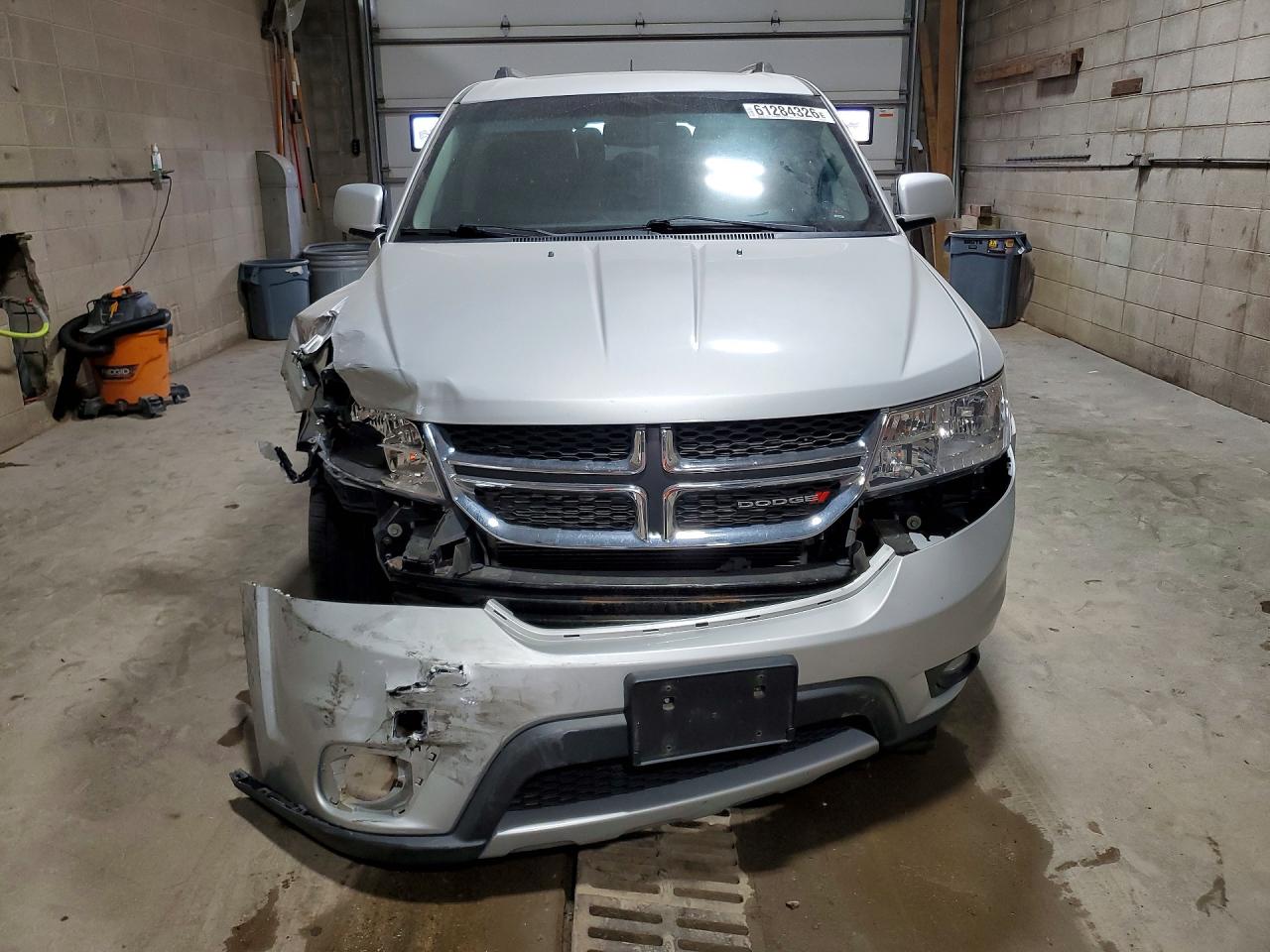 2014 Dodge Journey Limited Серебряный vin: 3C4PDDDG5ET104141