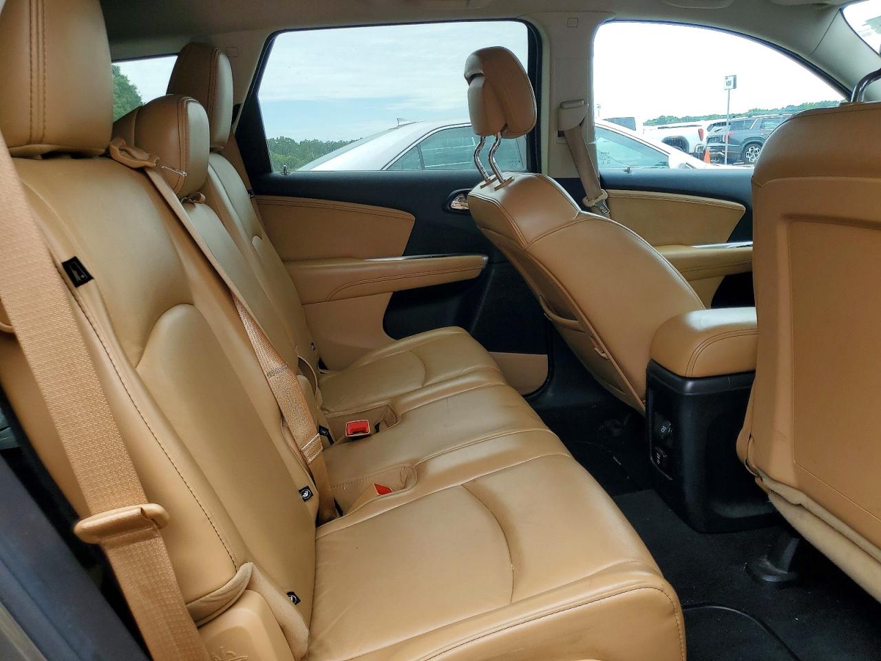 2012 Dodge Journey Crew Tan vin: 3C4PDDDG6CT230246