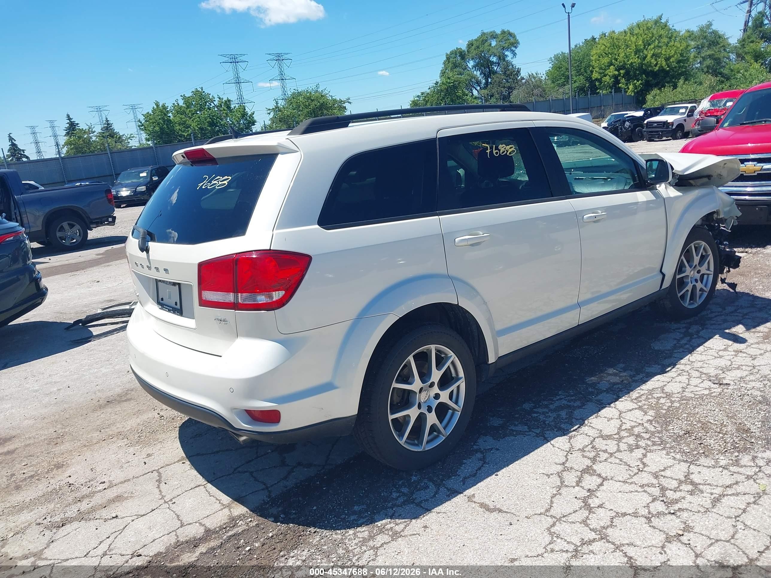 2013 Dodge Journey R/t White vin: 3C4PDDEG8DT595334