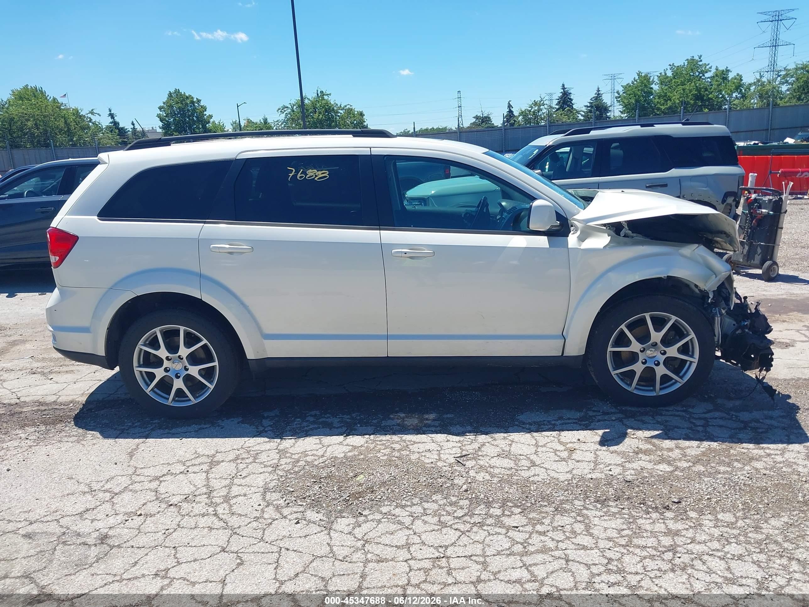 2013 Dodge Journey R/t White vin: 3C4PDDEG8DT595334