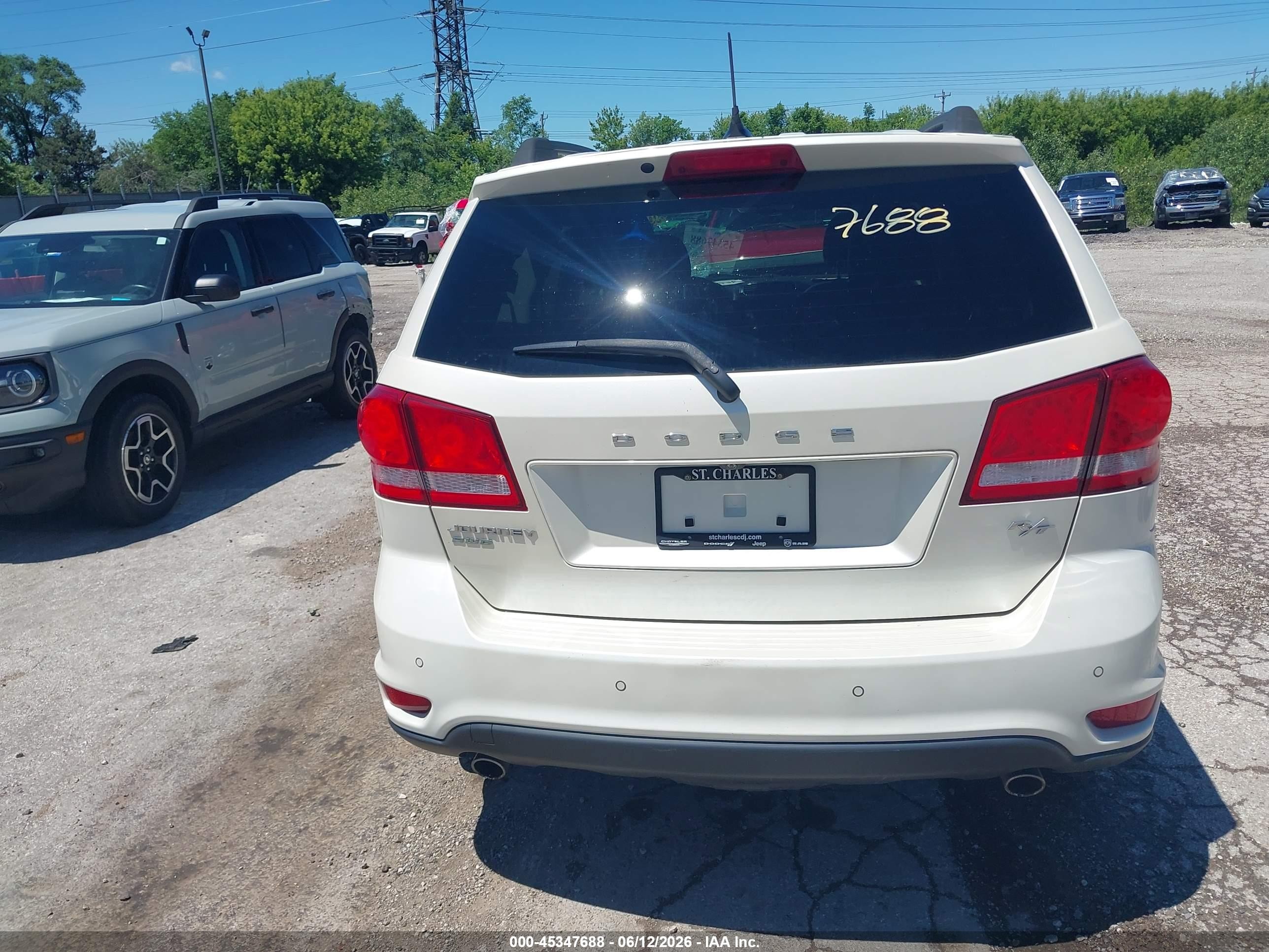 2013 Dodge Journey R/t White vin: 3C4PDDEG8DT595334