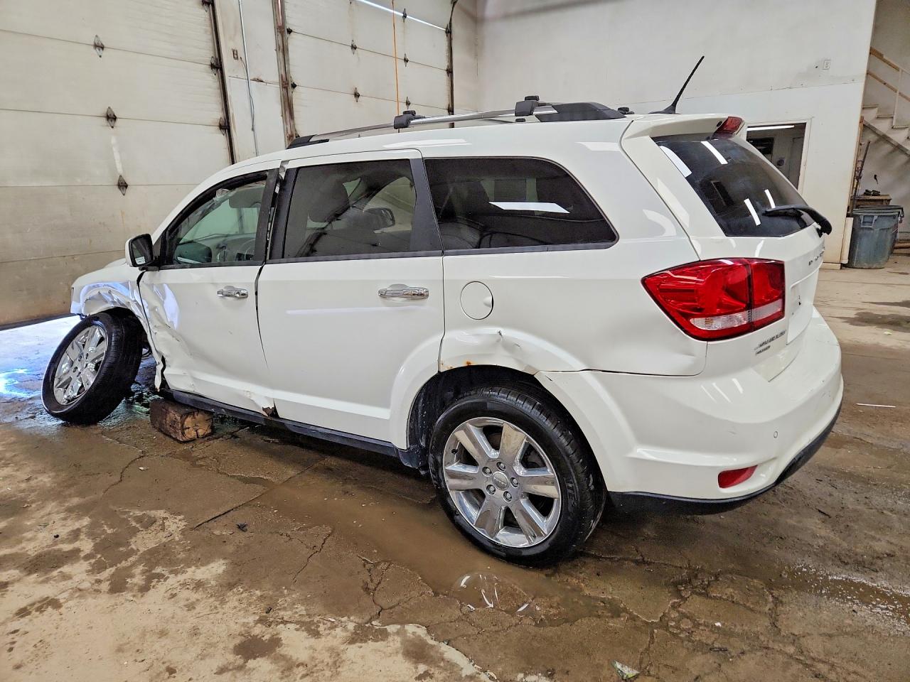 2014 Dodge Journey R White vin: 3C4PDDFG1ET237749