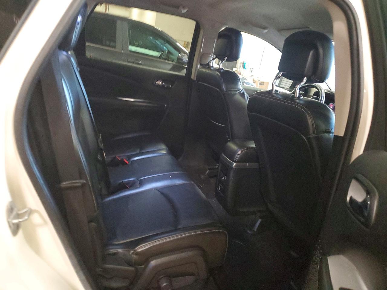 2012 Dodge Journey R/t White vin: 3C4PDDFGXCT212054