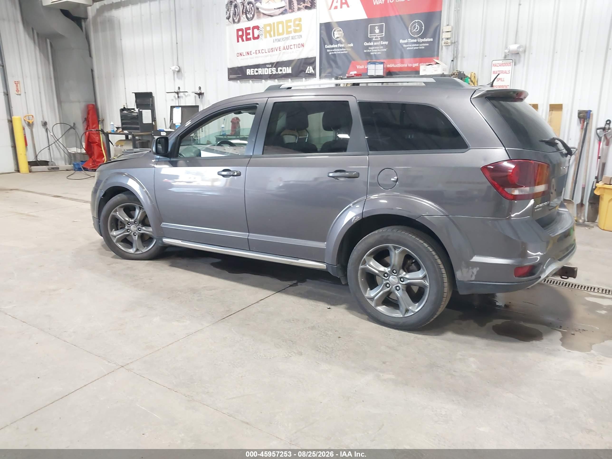 2015 Dodge Journey Crossroad Gray vin: 3C4PDDGG4FT554909