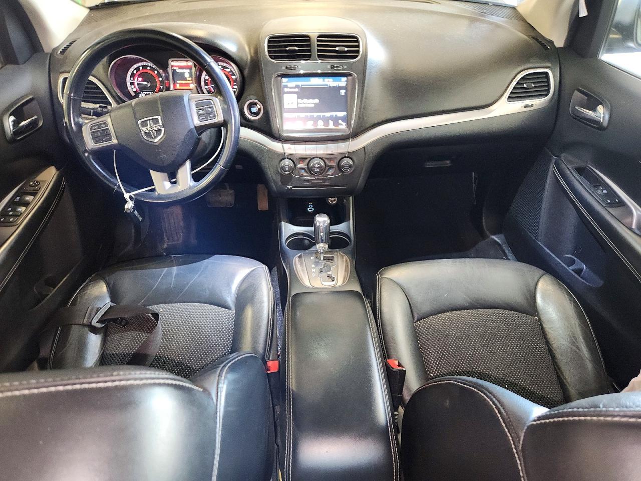 2018 Dodge Journey Crossroad Серебряный vin: 3C4PDDGG5JT516887
