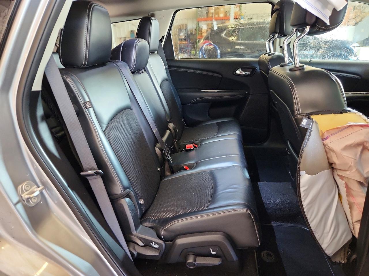 2018 Dodge Journey Crossroad Серебряный vin: 3C4PDDGG5JT516887