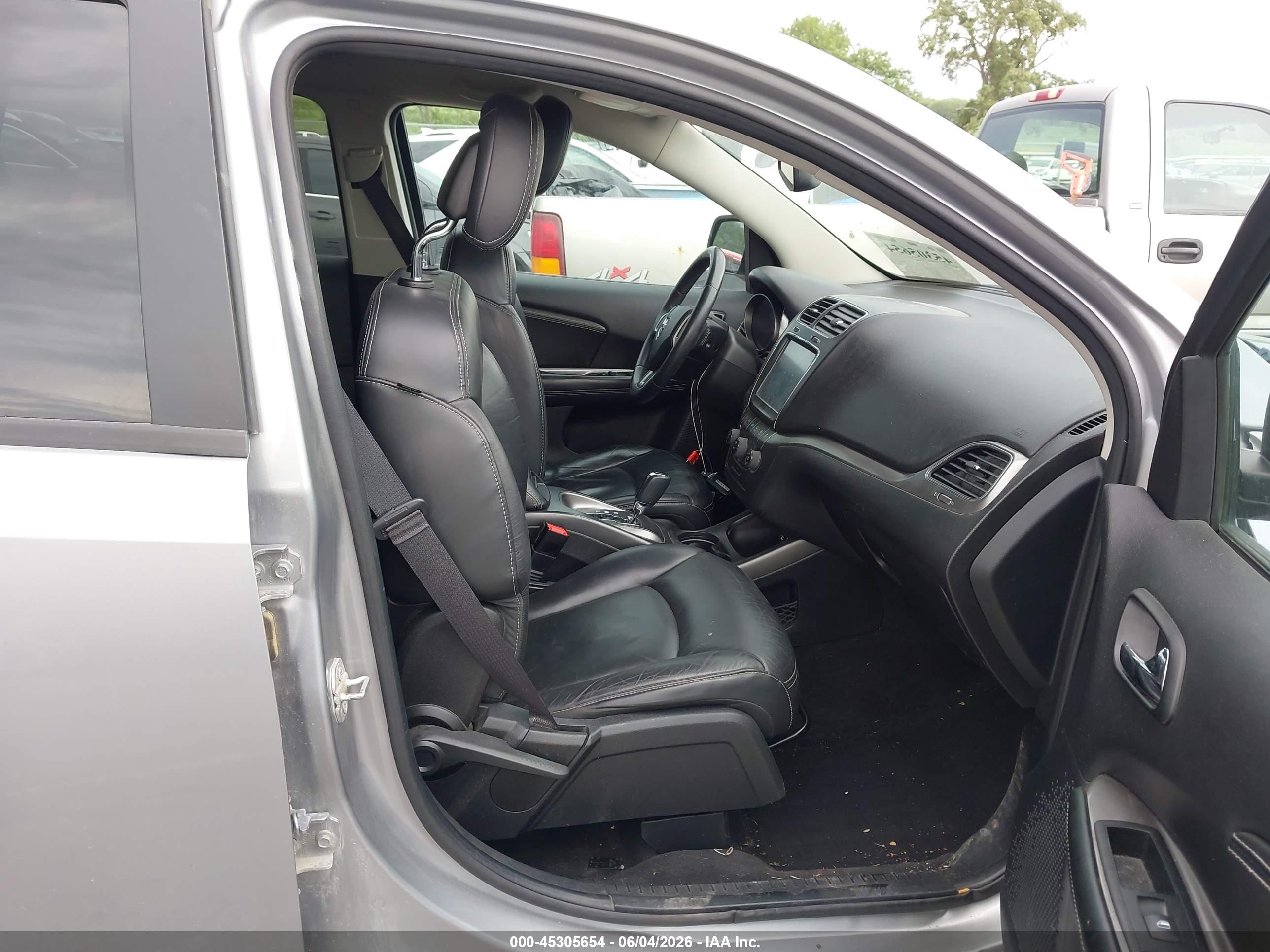 2015 Dodge Journey Crossroad Серебряный vin: 3C4PDDGG7FT671755