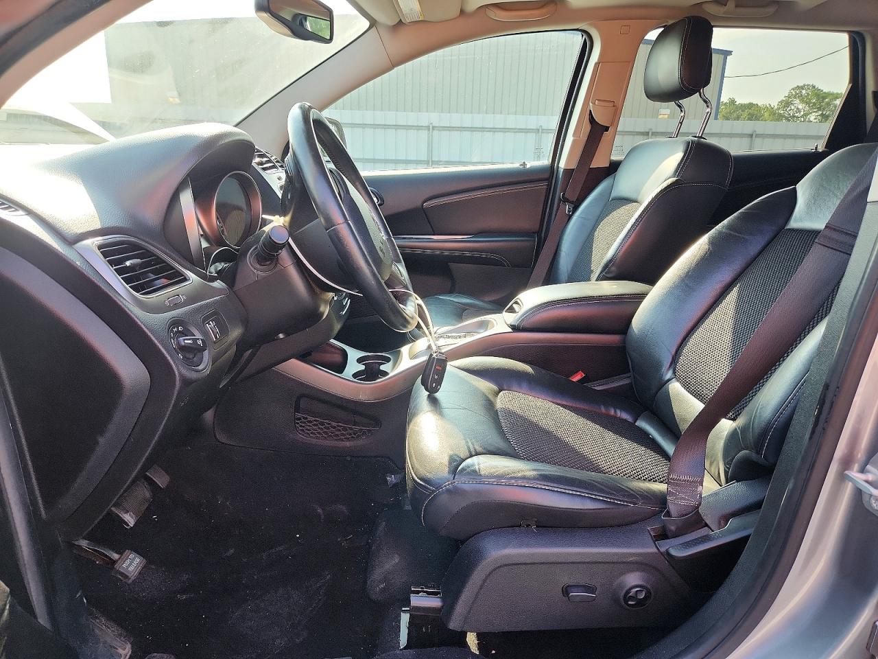 2017 Dodge Journey Crossroad Серебряный vin: 3C4PDDGG7HT521101