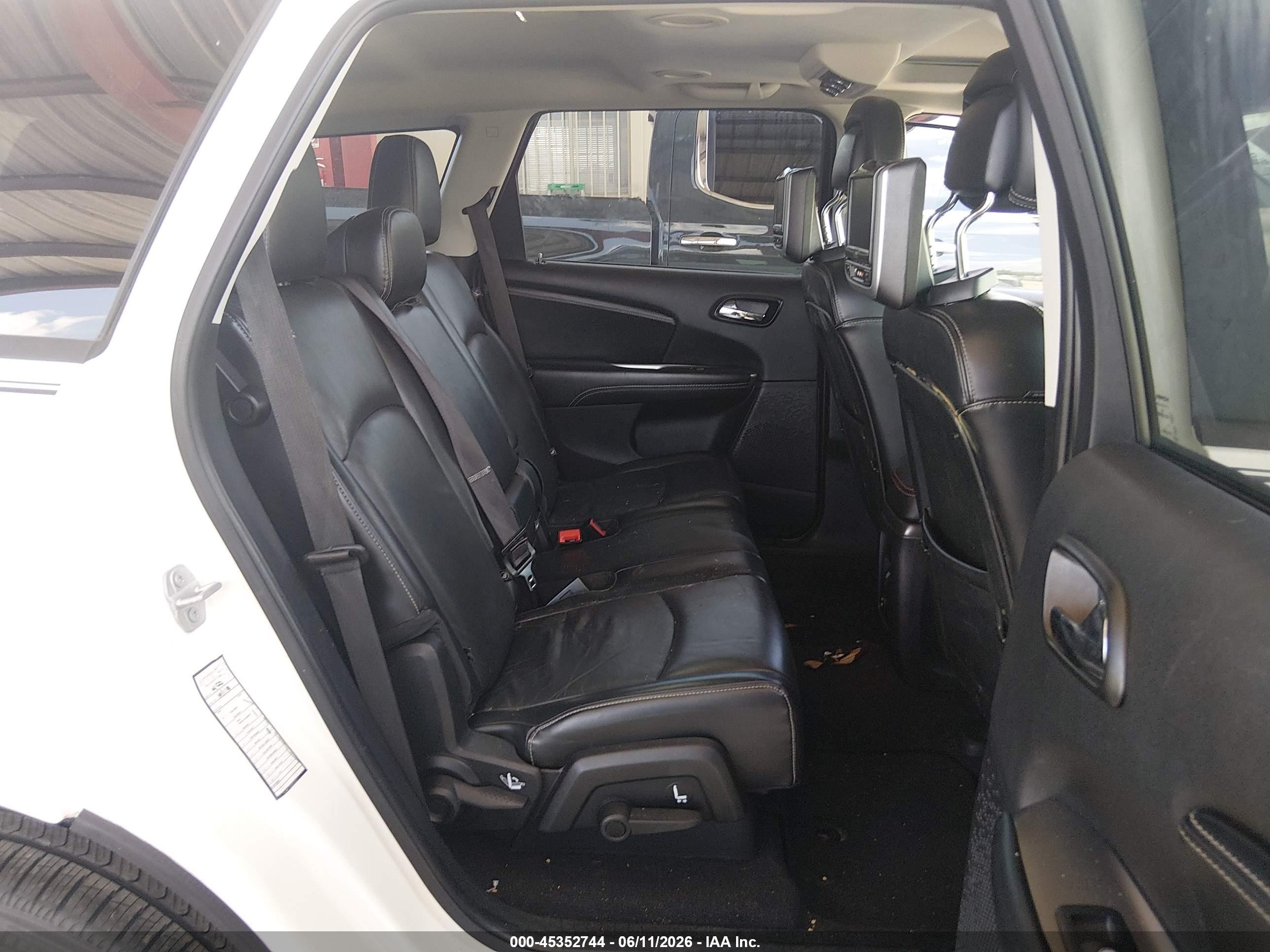 2018 Dodge Journey Crossroad Awd White vin: 3C4PDDGG7JT504353