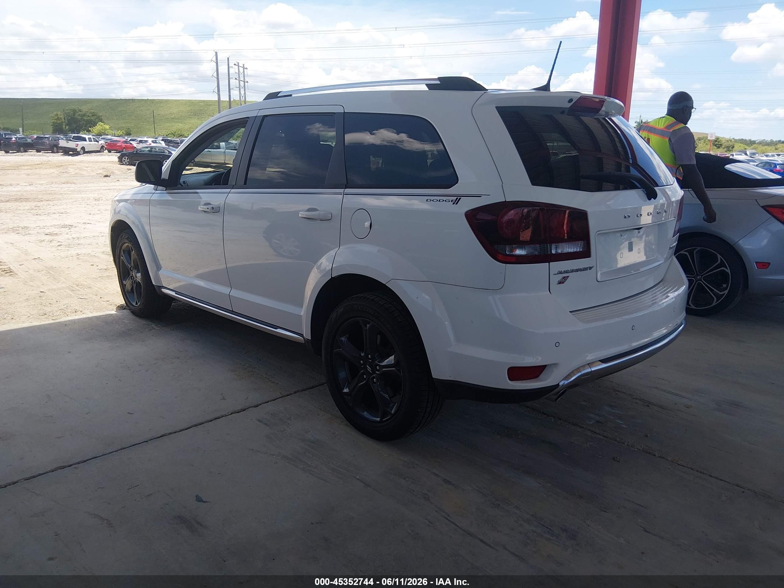 2018 Dodge Journey Crossroad Awd White vin: 3C4PDDGG7JT504353