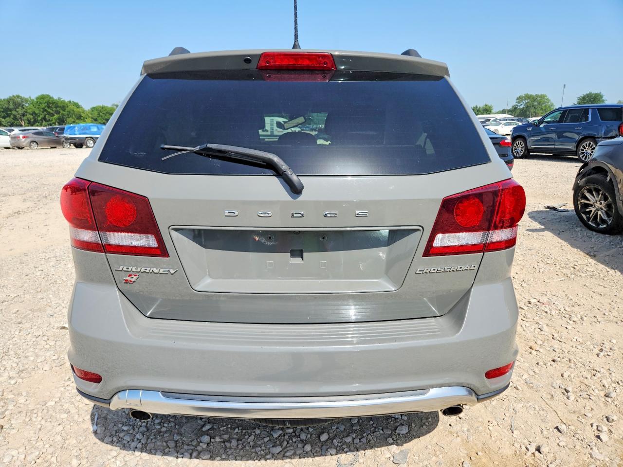 2019 Dodge Journey Crossroad Gray vin: 3C4PDDGG7KT774832