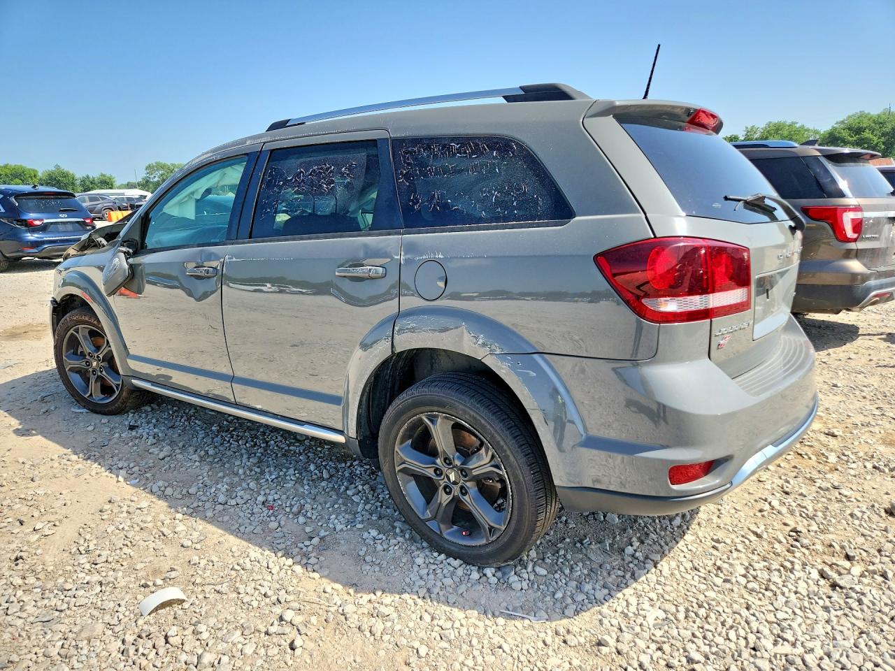 2019 Dodge Journey Crossroad Gray vin: 3C4PDDGG7KT774832