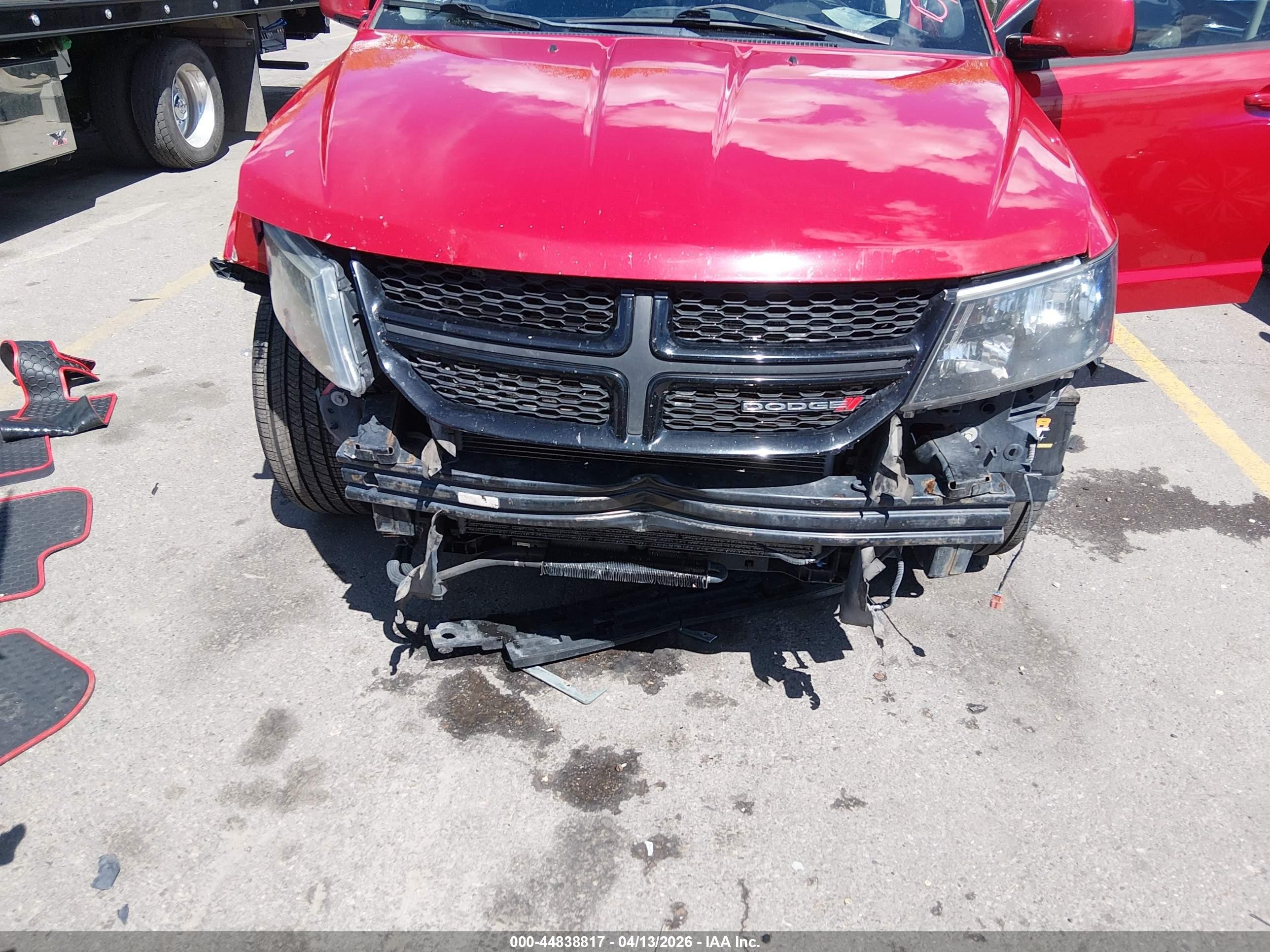 2015 Dodge Journey Crossroad Red vin: 3C4PDDGG9FT675855