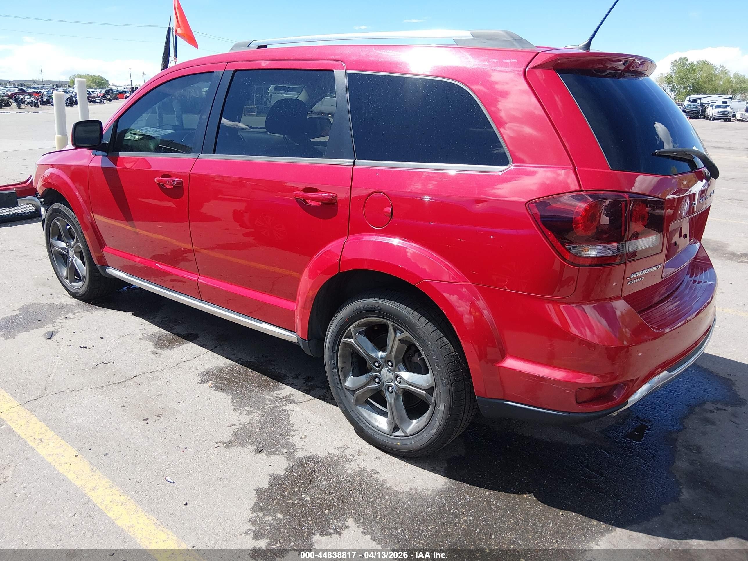 2015 Dodge Journey Crossroad Red vin: 3C4PDDGG9FT675855